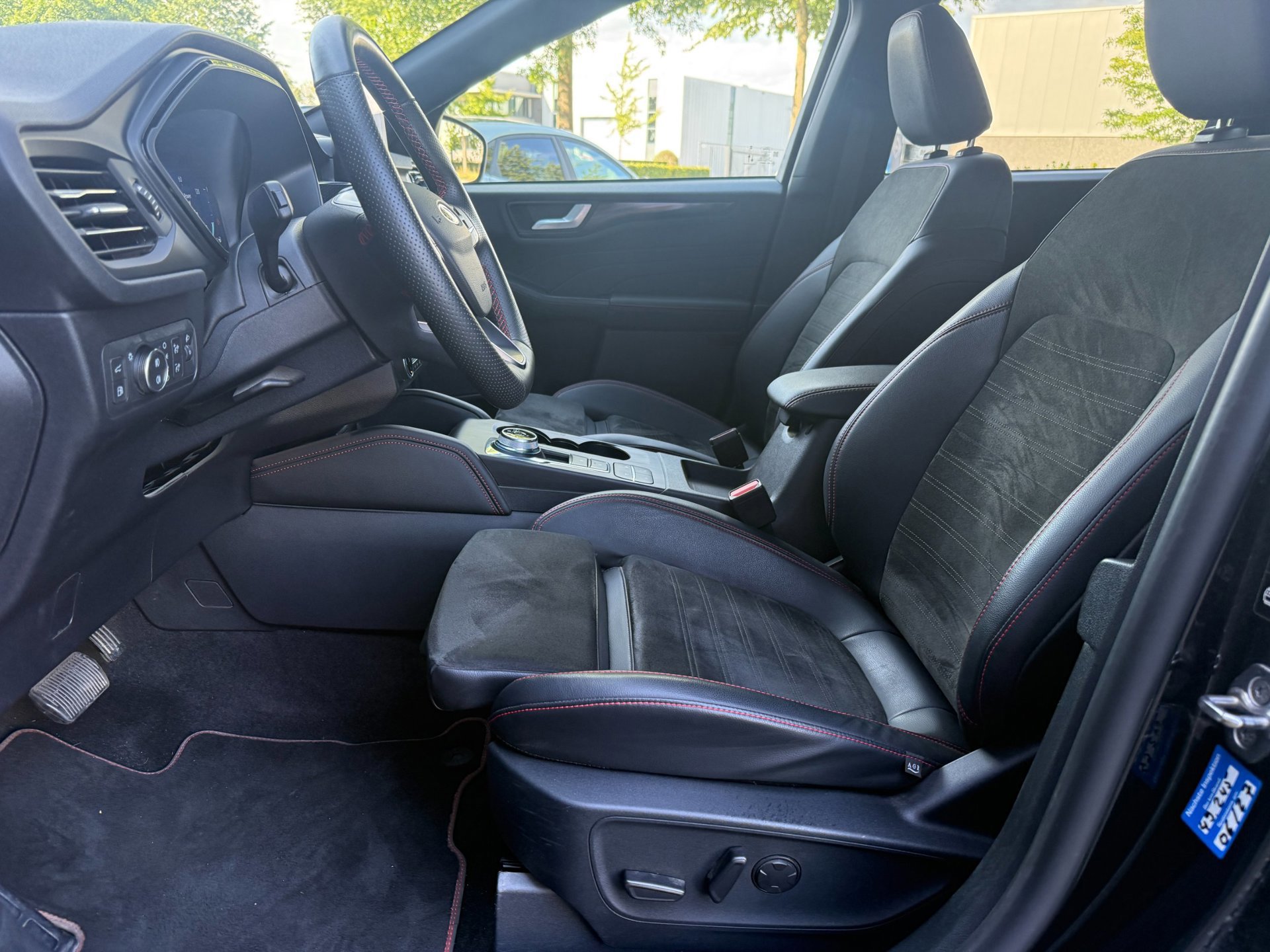 Ford Kuga 2.5 225pk PHEV ST-Line (2023), foto 8