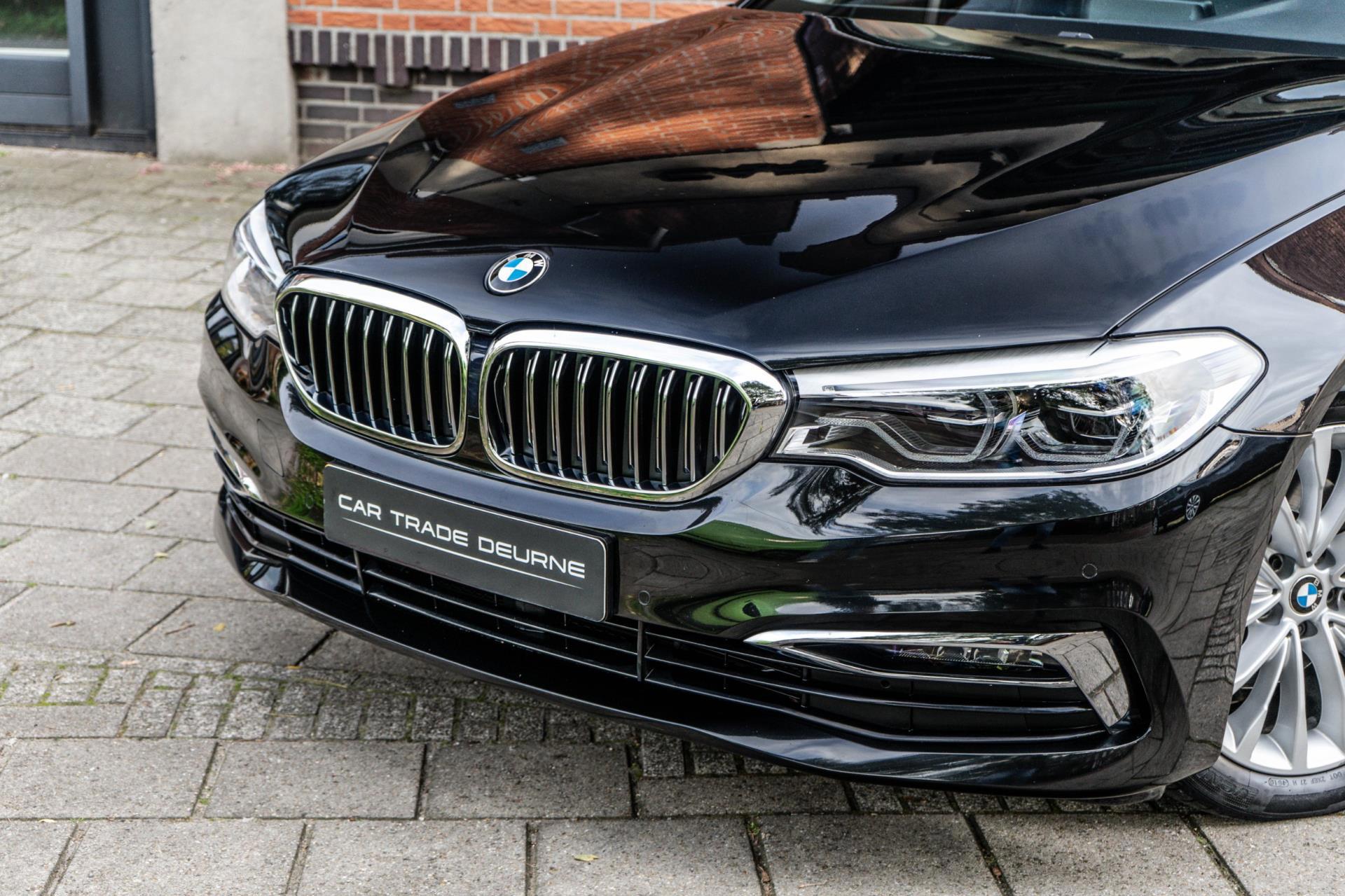 BMW 5-Serie 520i High Executive Edition NL AUTO (2019), foto 2