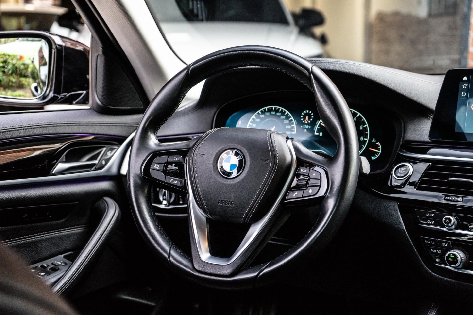 BMW 5-Serie 520i High Executive Edition NL AUTO (2019), foto 13