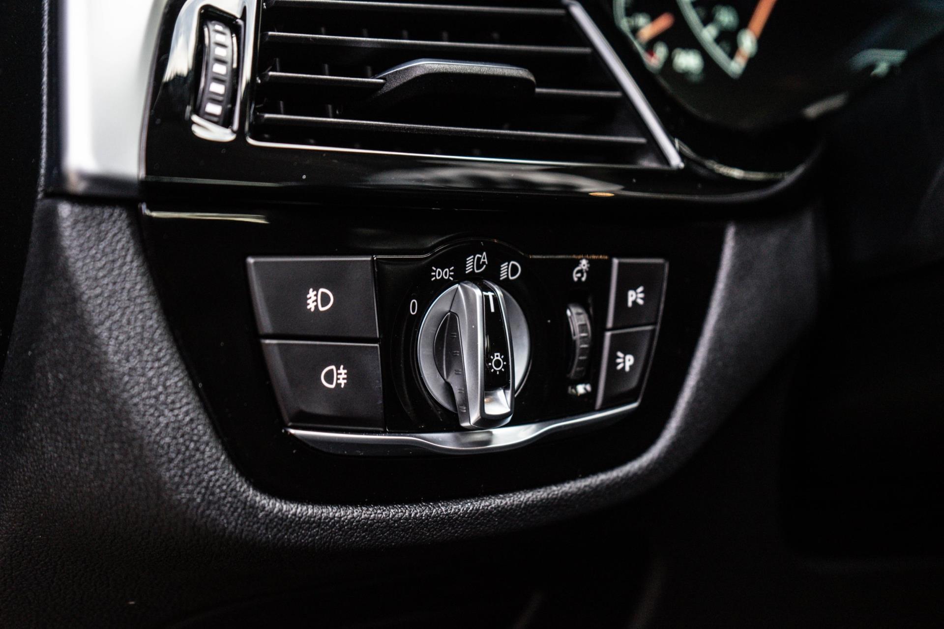 BMW 5-Serie 520i High Executive Edition NL AUTO (2019), foto 16