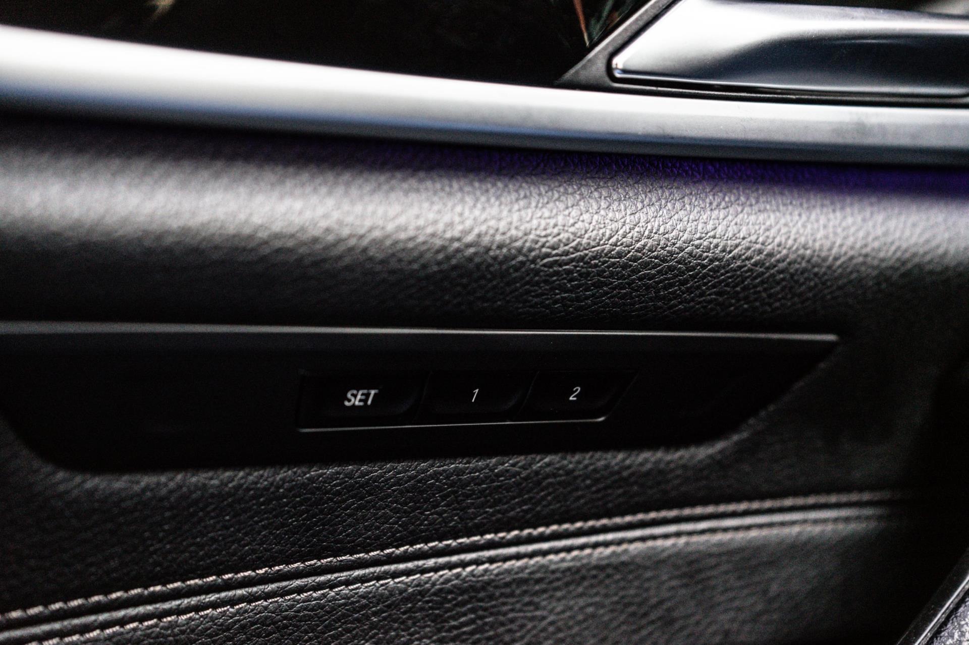 BMW 5-Serie 520i High Executive Edition NL AUTO (2019), foto 21