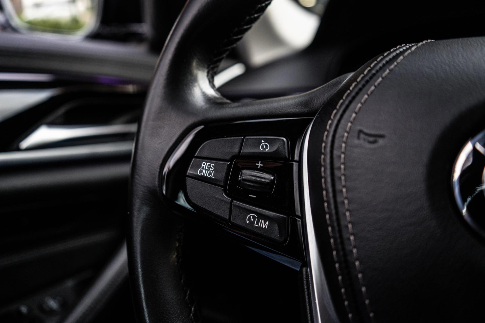 BMW 5-Serie 520i High Executive Edition NL AUTO (2019), foto 23