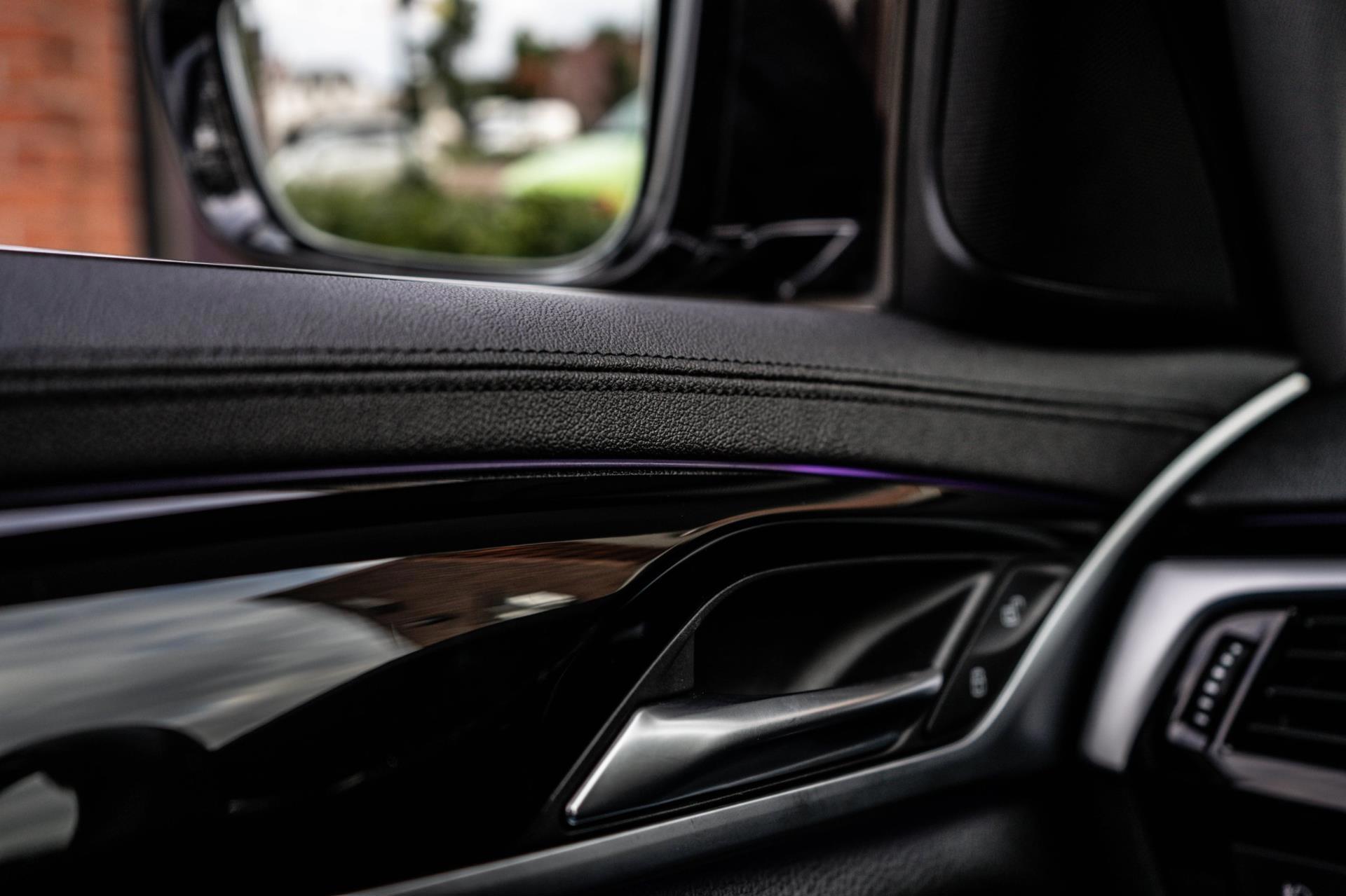 BMW 5-Serie 520i High Executive Edition NL AUTO (2019), foto 24