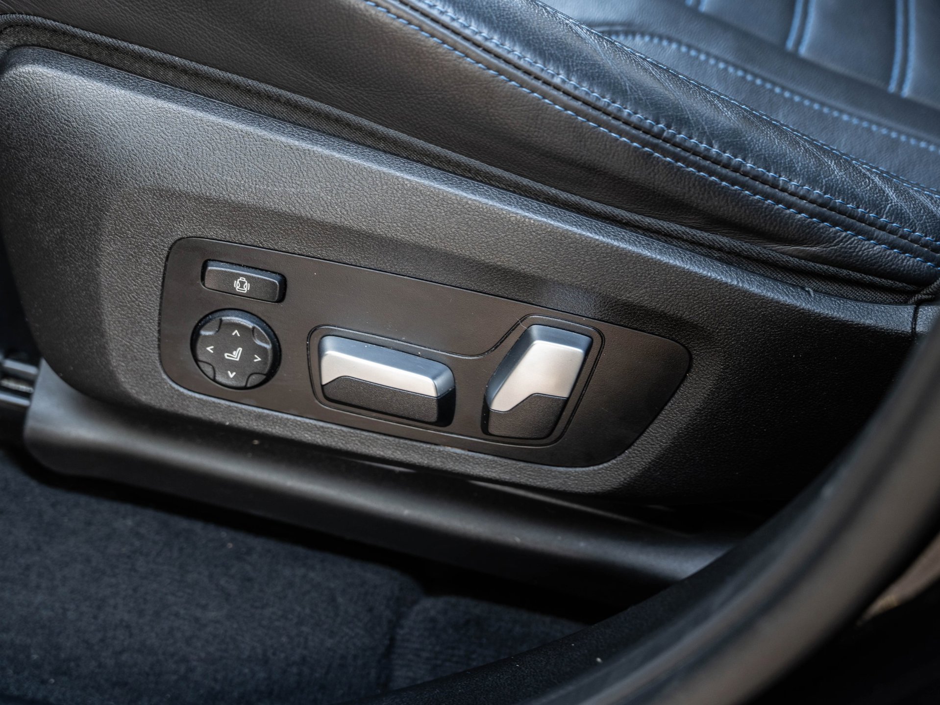 BMW X3 XDrive30e High Executive M Seats (2023), foto 14