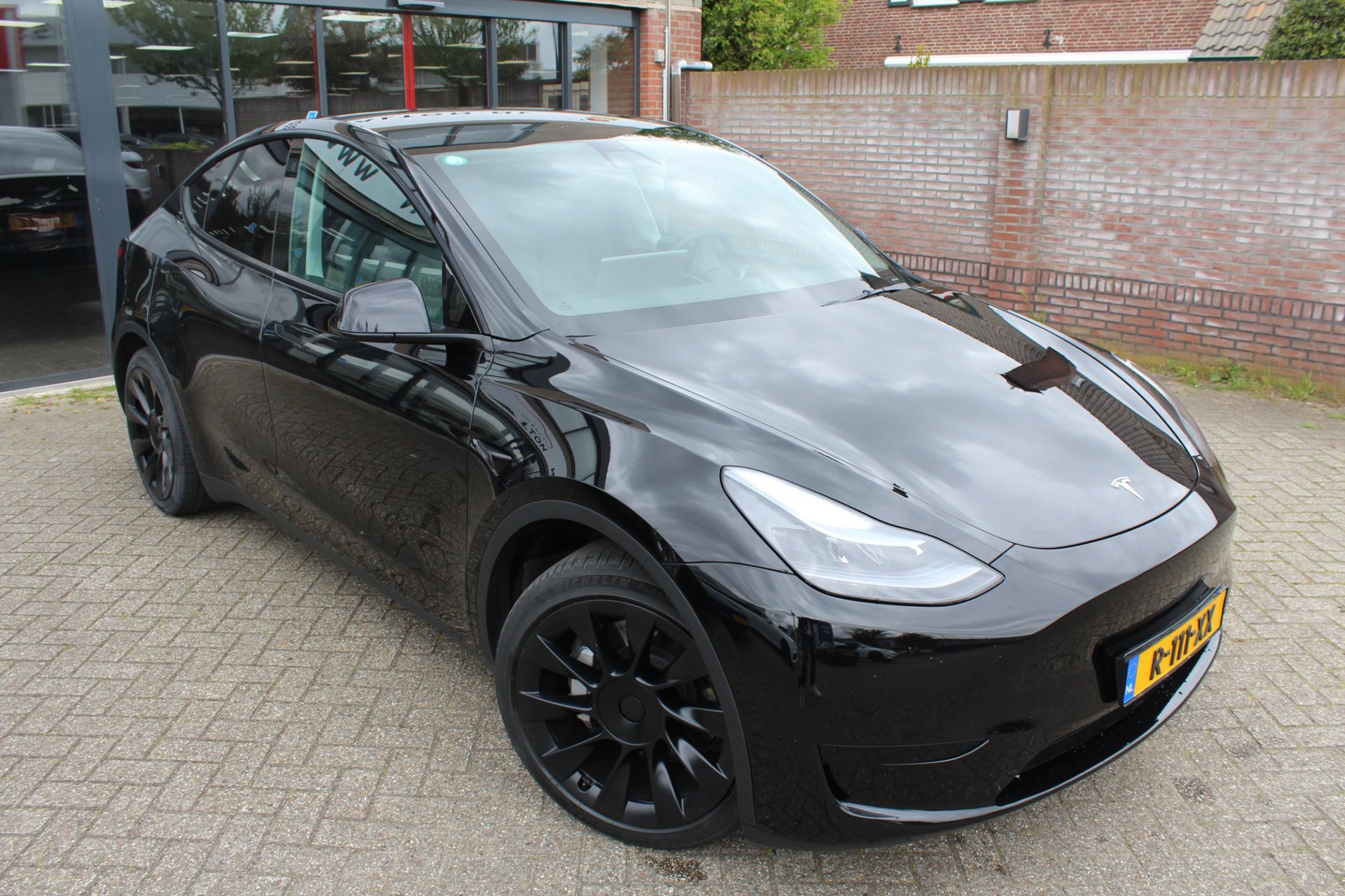 Tesla Model Y RWD SOH 93 (2022), foto 3