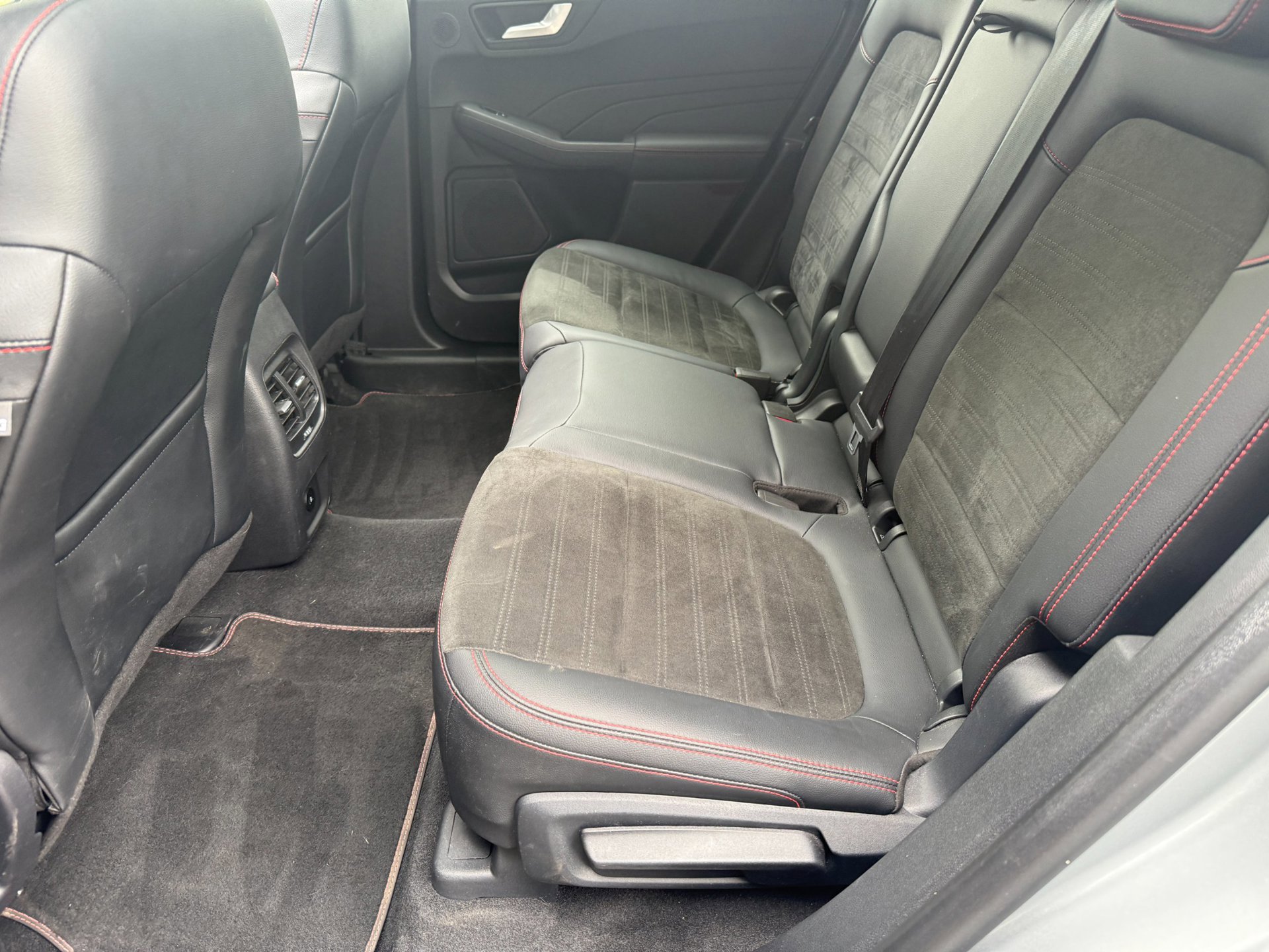 Ford Kuga 2.5 225pk PHEV ST-Line X (2023), foto 29