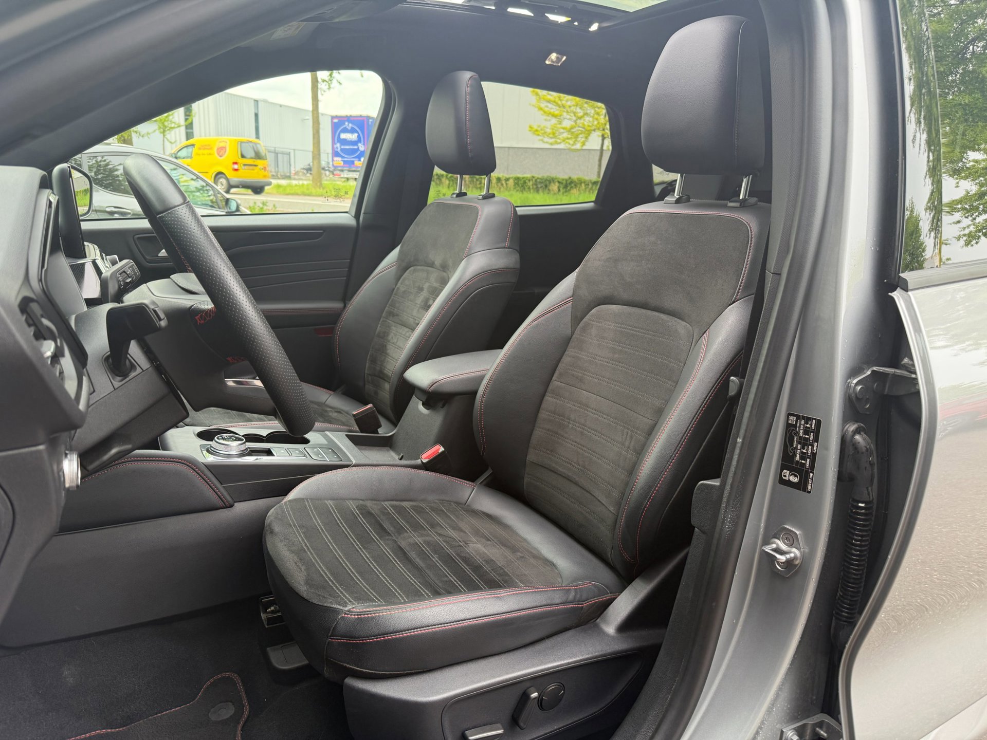 Ford Kuga 2.5 225pk PHEV ST-Line X (2023), foto 10