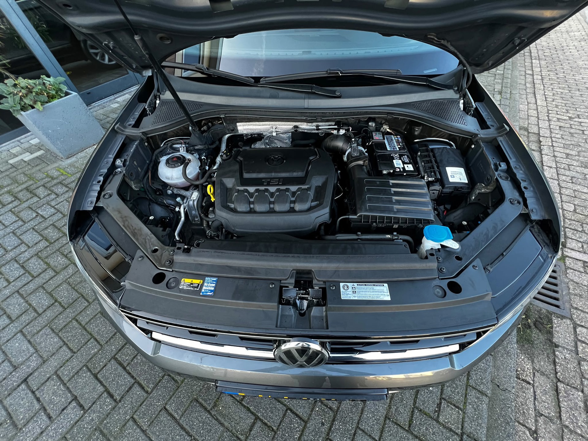 Volkswagen Tiguan 2.0 TSI 4Motion Highline (2017), foto 13