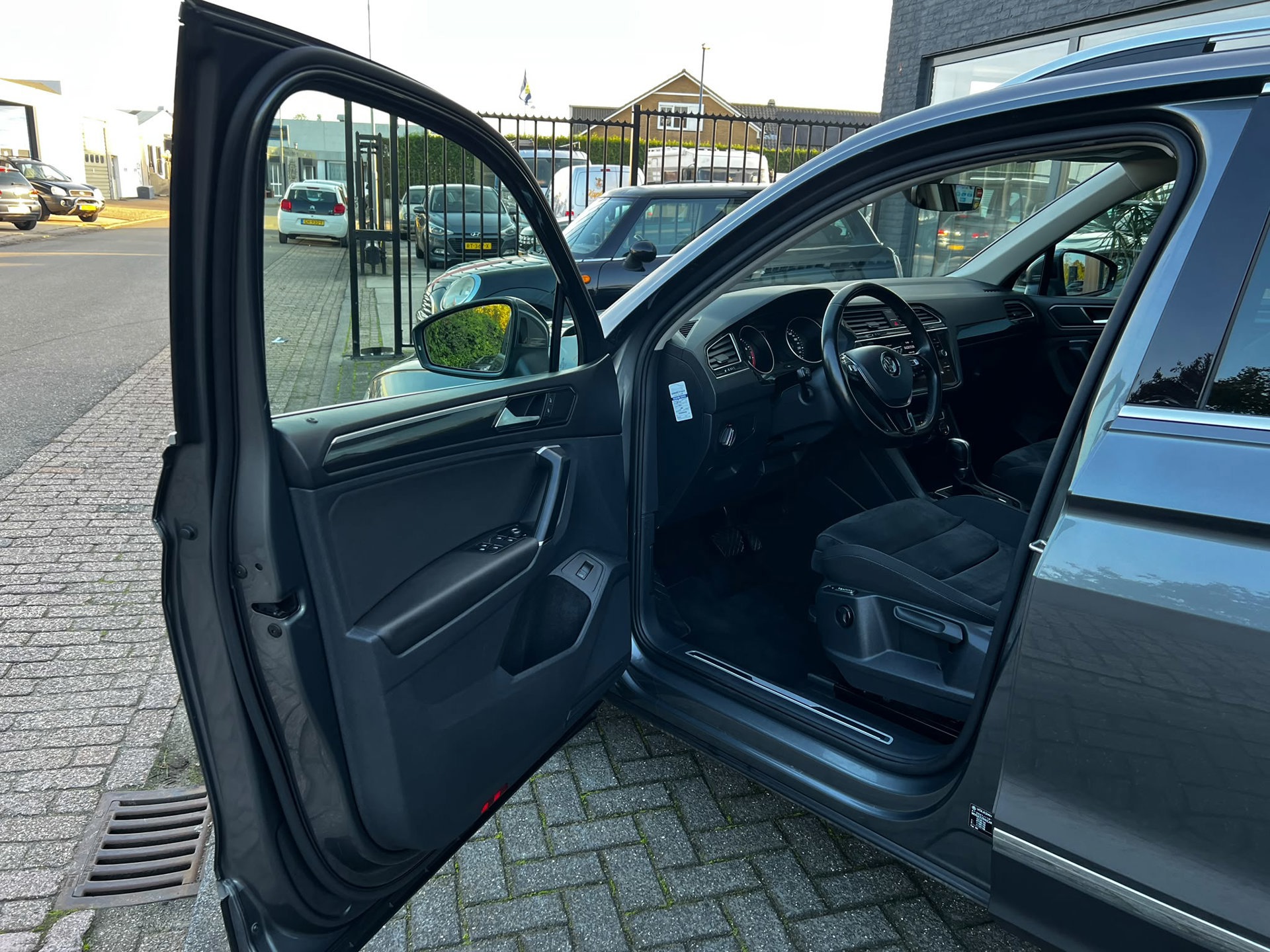 Volkswagen Tiguan 2.0 TSI 4Motion Highline (2017), foto 3