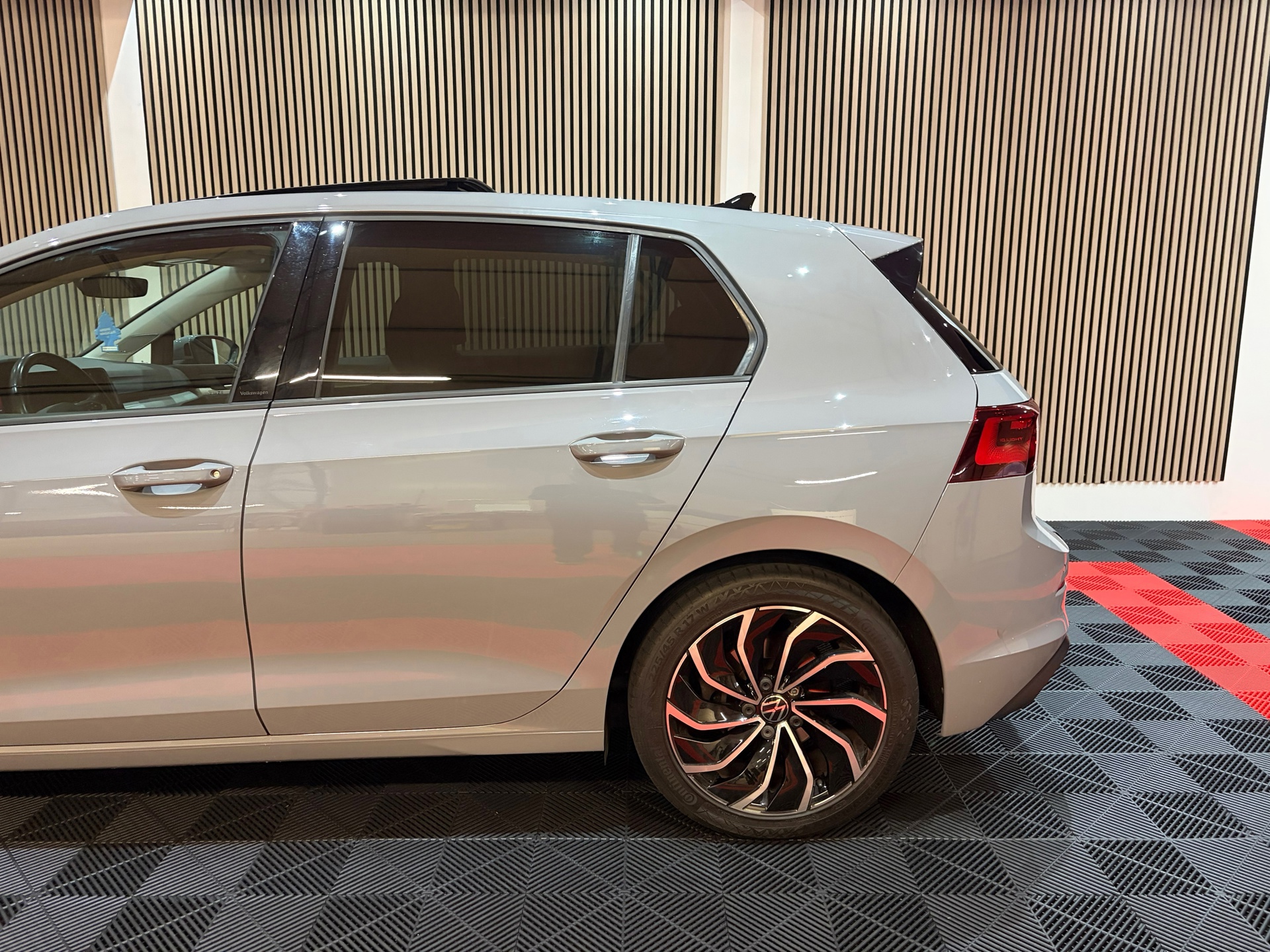 Volkswagen Golf 1.5 eTSI Style DSG (2021), foto 12