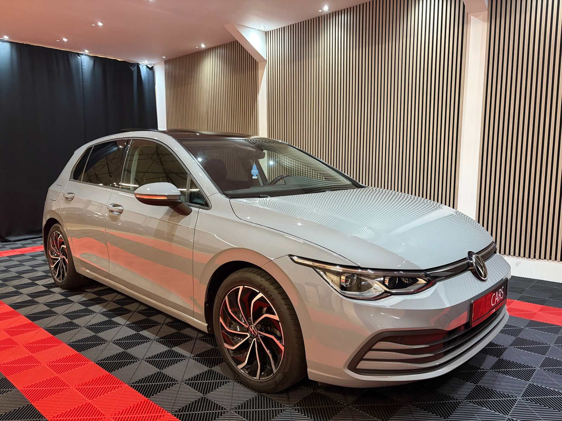 Volkswagen Golf 1.5 eTSI Style DSG (2021), foto 3