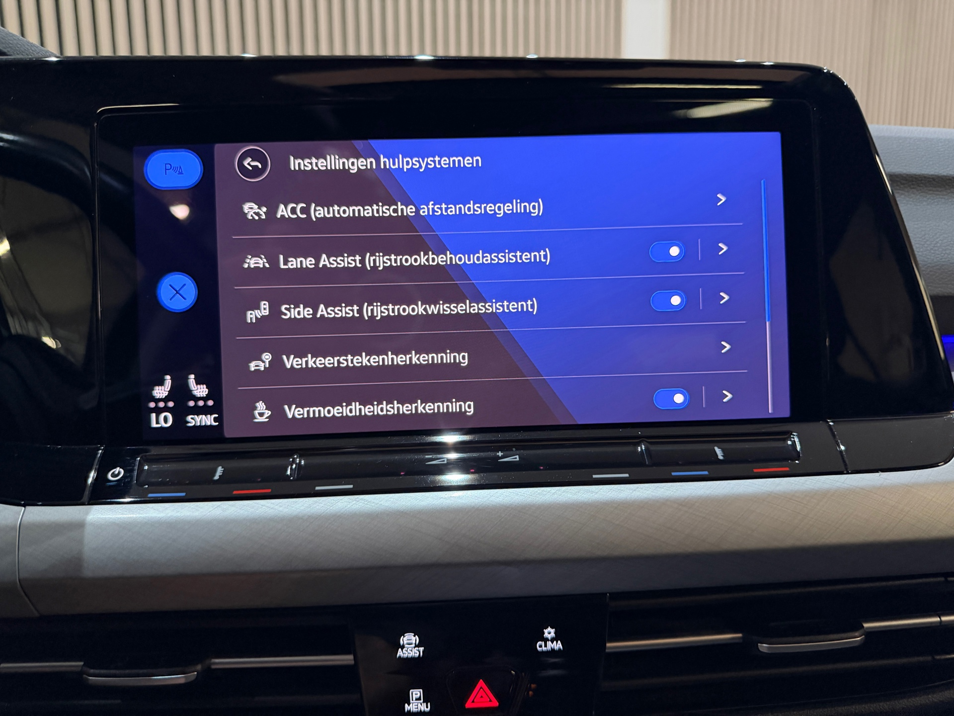 Volkswagen Golf 1.5 eTSI Style DSG (2021), foto 23
