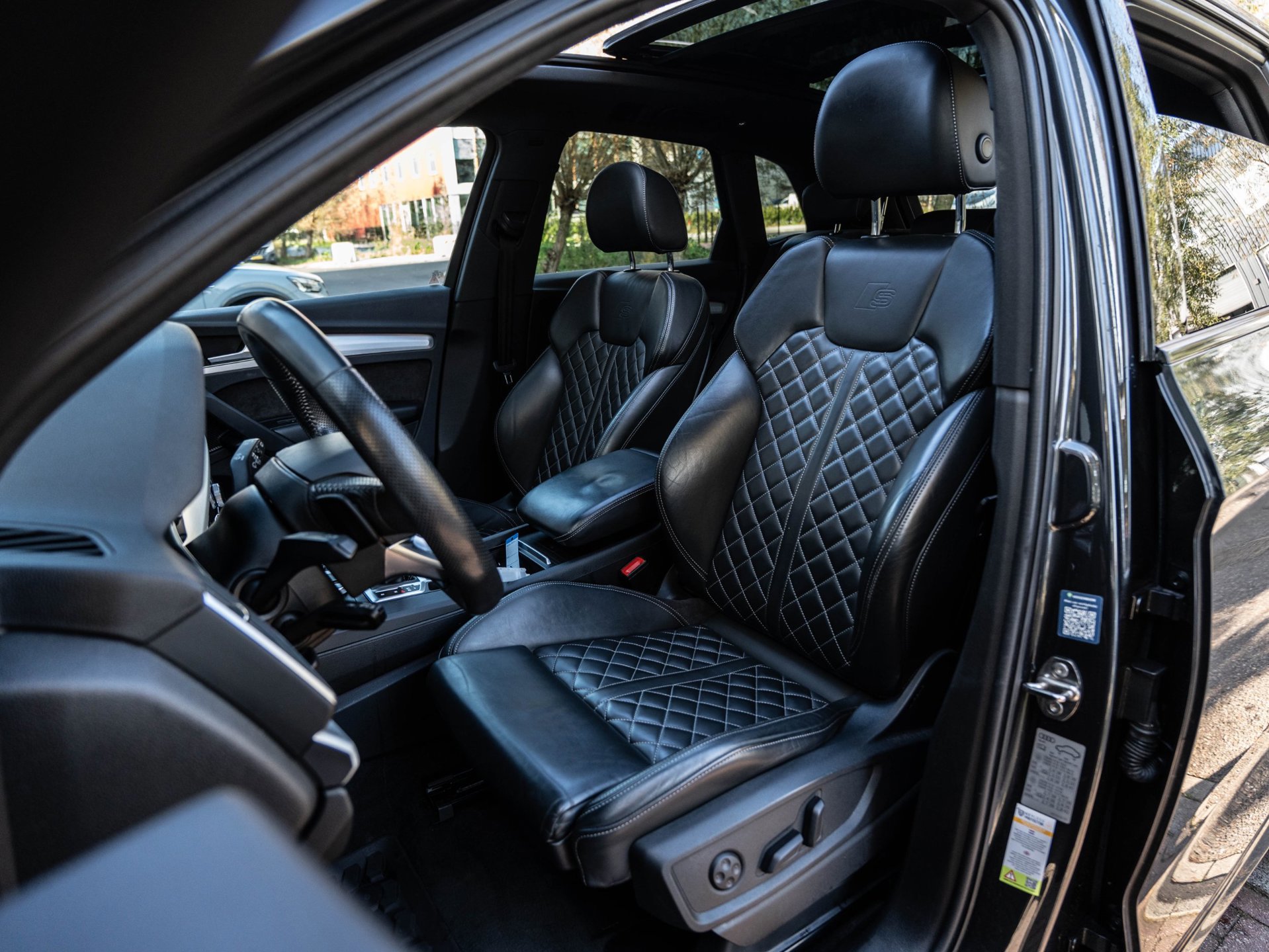 Audi Q5 55 TFSI e quattro Competition (2020), foto 15