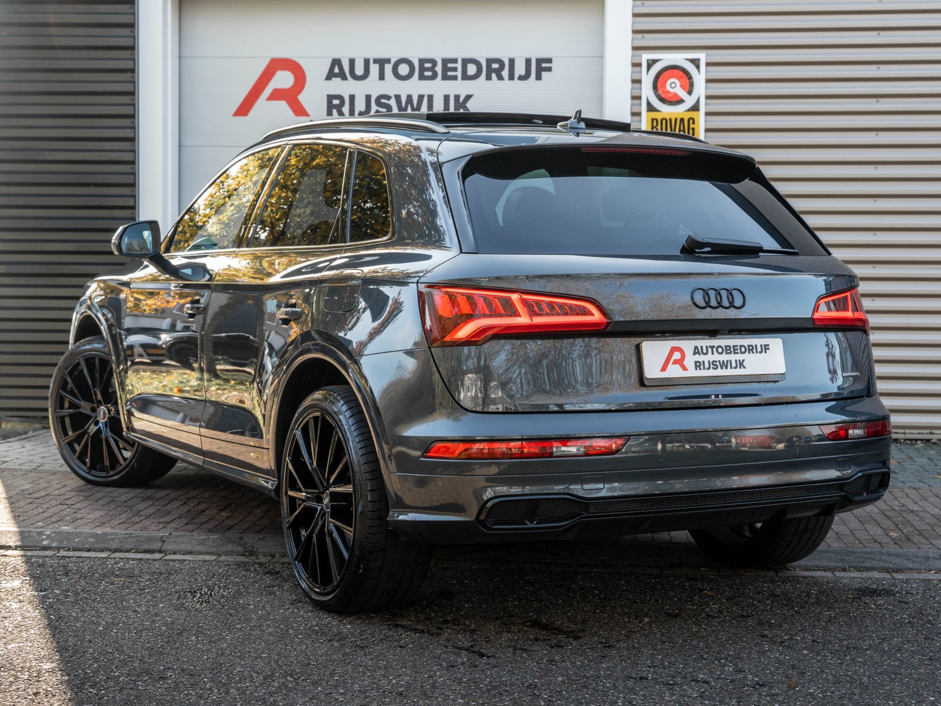 Audi Q5 55 TFSI e quattro Competition (2020), foto 3