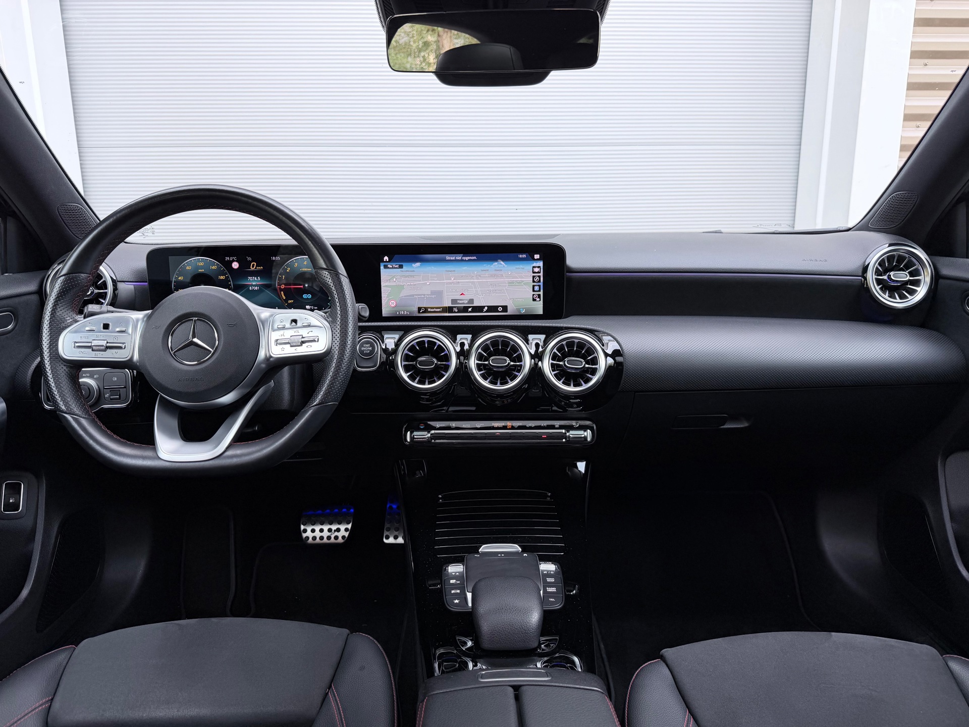 Mercedes-Benz A-klasse 250 e Premium (2021), foto 9