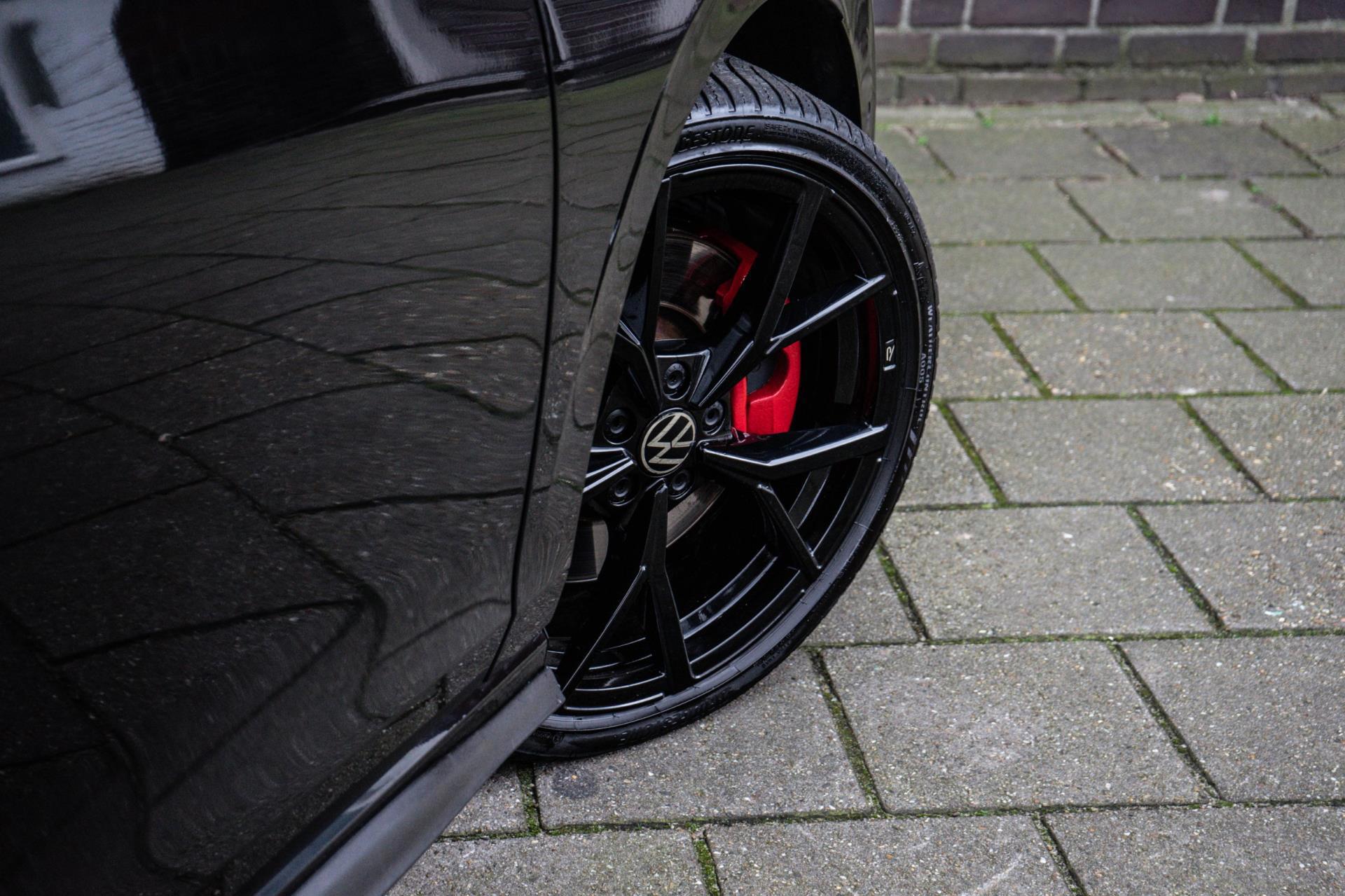 Volkswagen Golf 2.0 TSI GTI HARMAN K (2021), foto 12