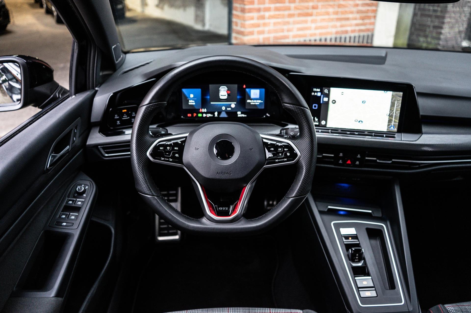Volkswagen Golf 2.0 TSI GTI HARMAN K (2021), foto 16
