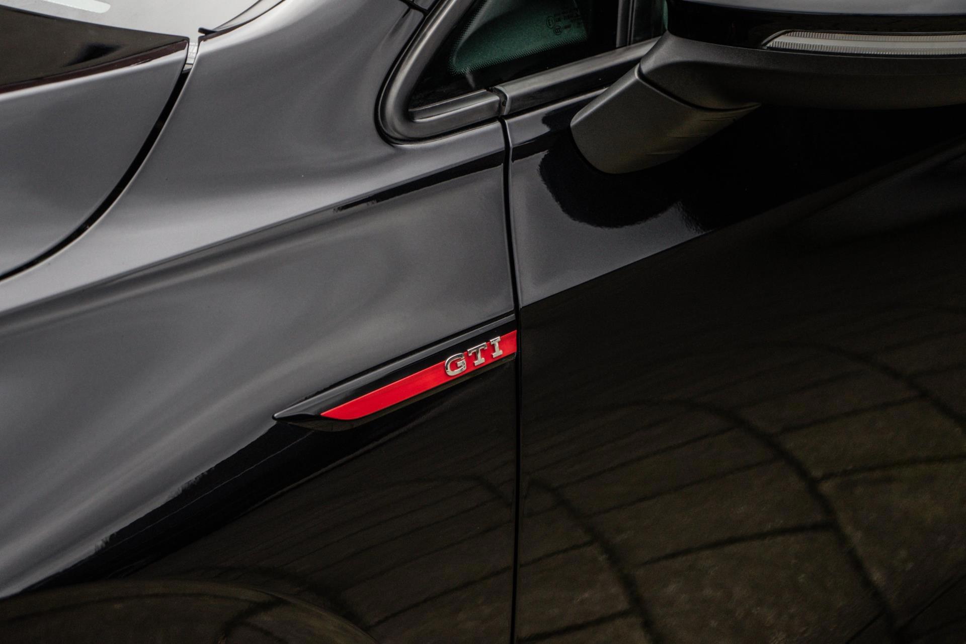 Volkswagen Golf 2.0 TSI GTI HARMAN K (2021), foto 4