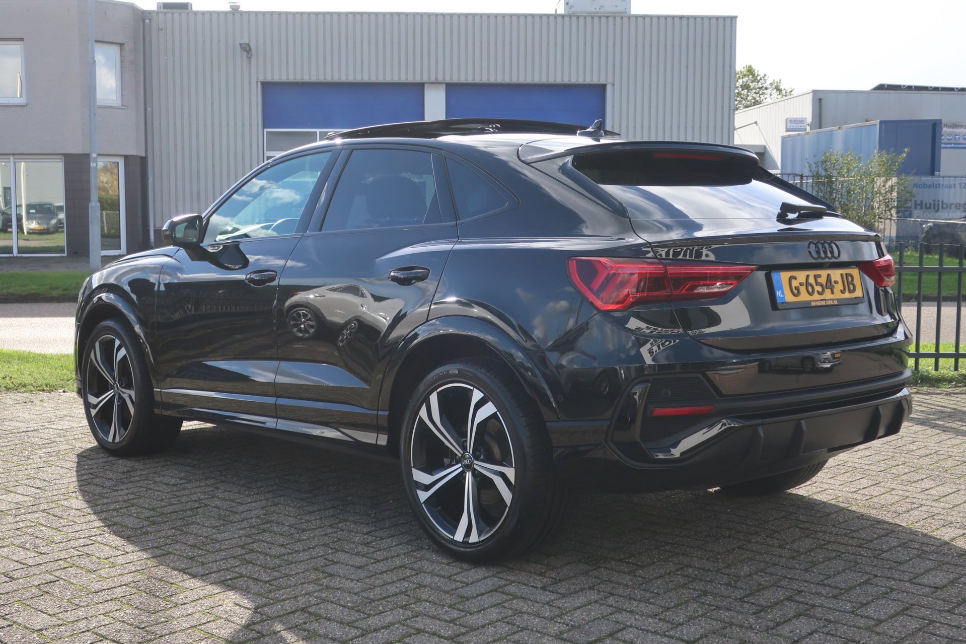 Audi Q3 Sportback 45 TFSI quattro ed. one S-Line 1e (2019), foto 11