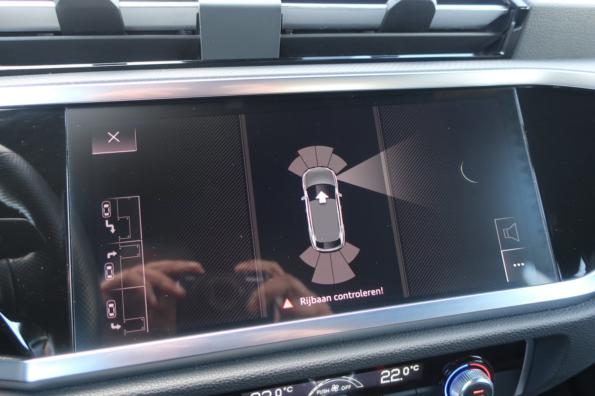 Audi Q3 Sportback 45 TFSI quattro ed. one S-Line 1e (2019), foto 32