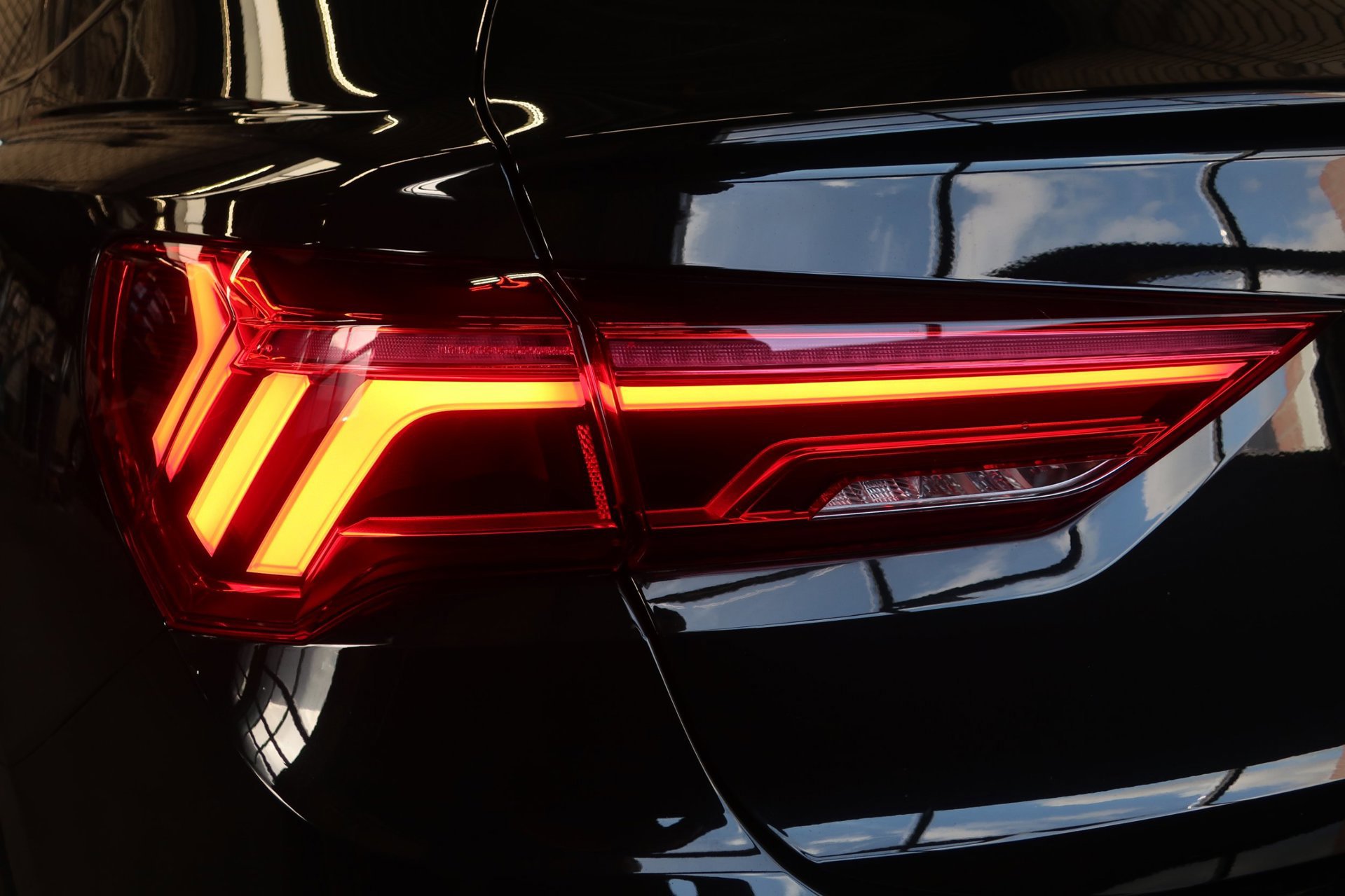 Audi Q3 Sportback 45 TFSI quattro ed. one S-Line 1e (2019), foto 42
