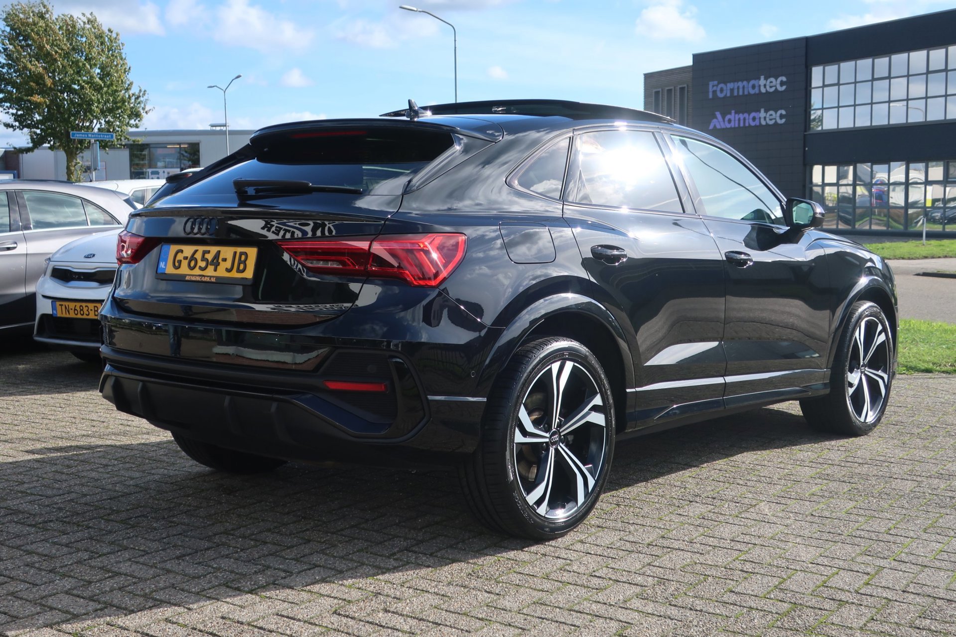 Audi Q3 Sportback 45 TFSI quattro ed. one S-Line 1e (2019), foto 9