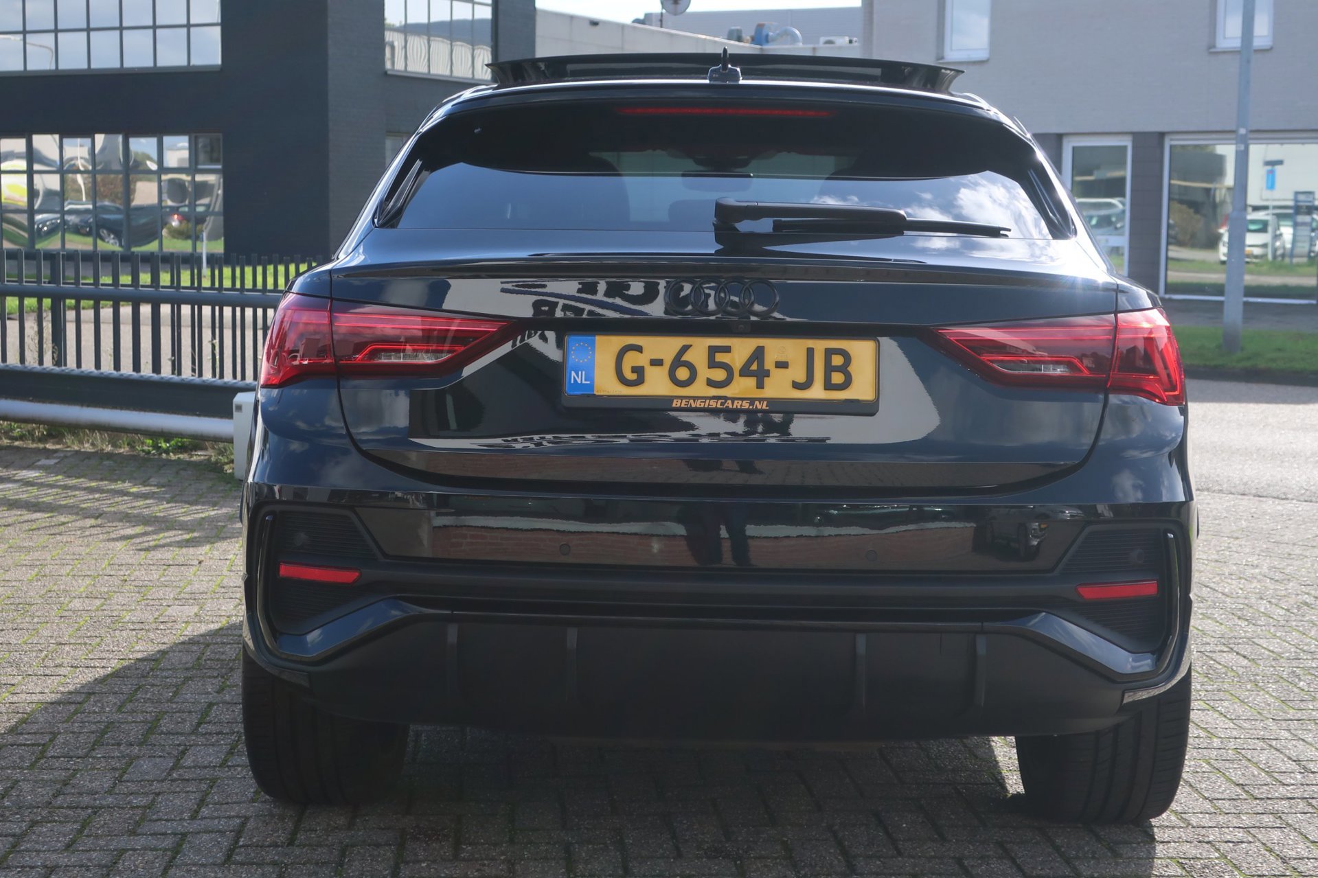 Audi Q3 Sportback 45 TFSI quattro ed. one S-Line 1e (2019), foto 10