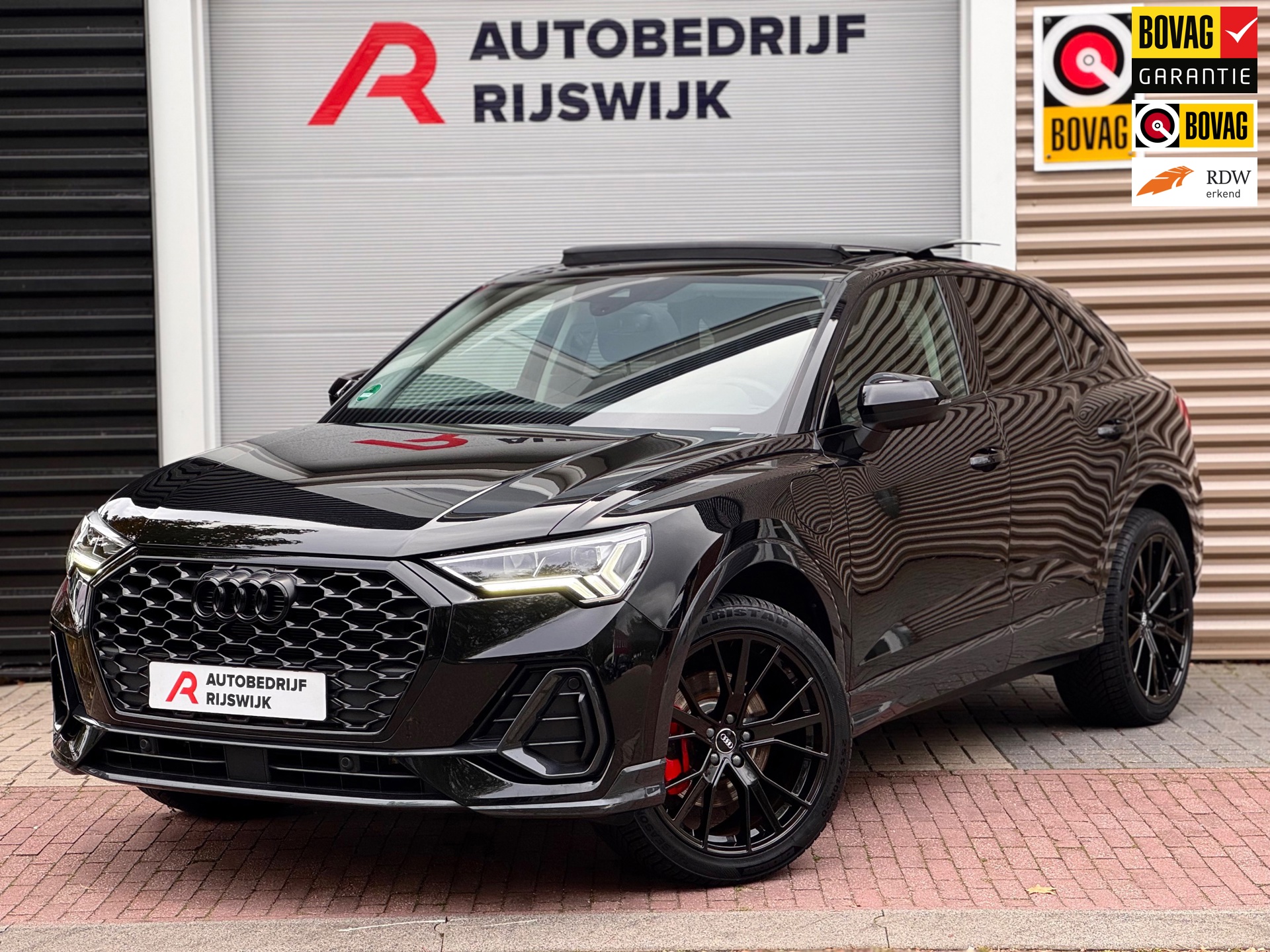 Audi Q3 Sportback 45 TFSI e S-Line (2022), foto 1