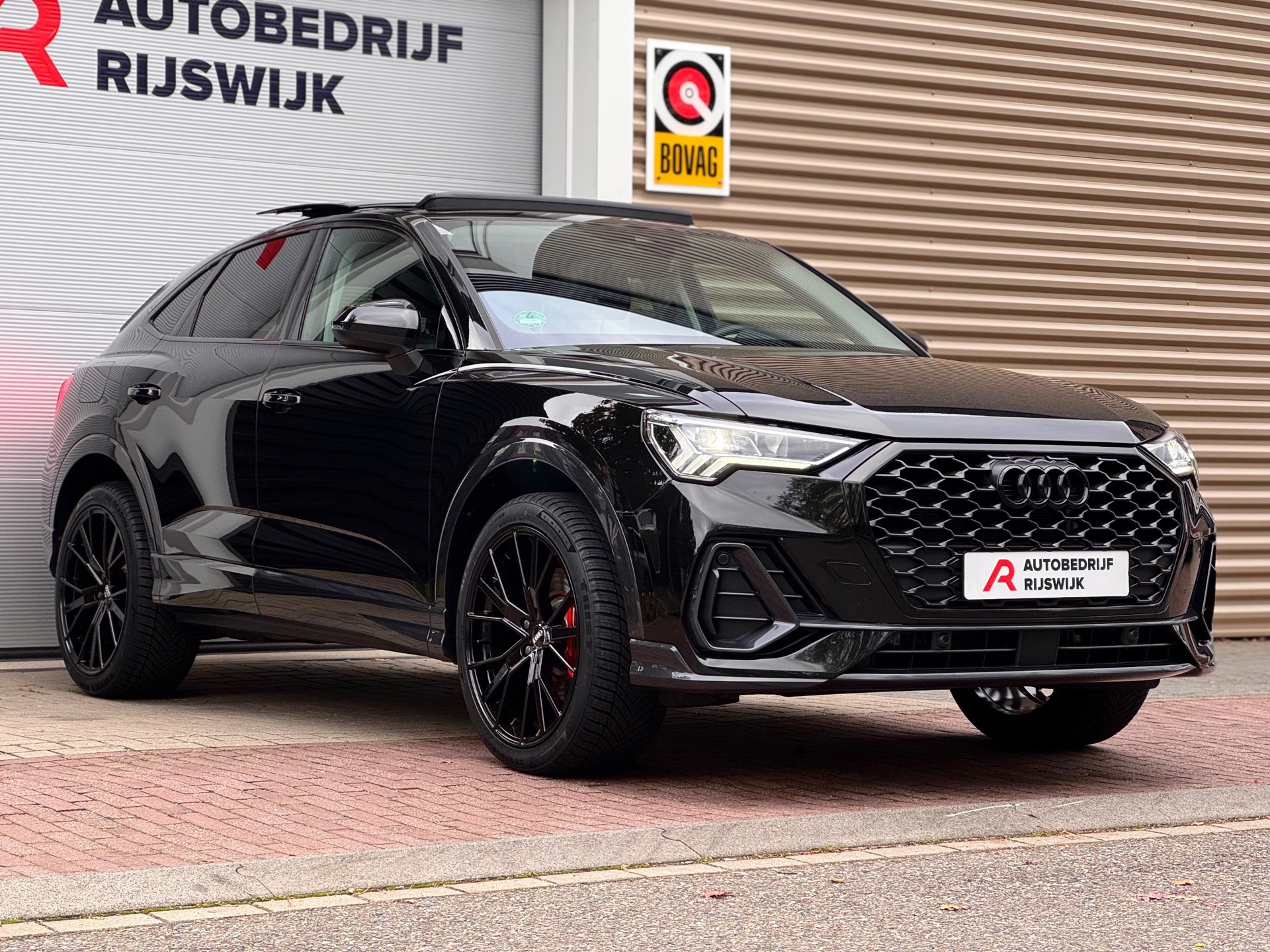 Audi Q3 Sportback 45 TFSI e S-Line (2022), foto 8