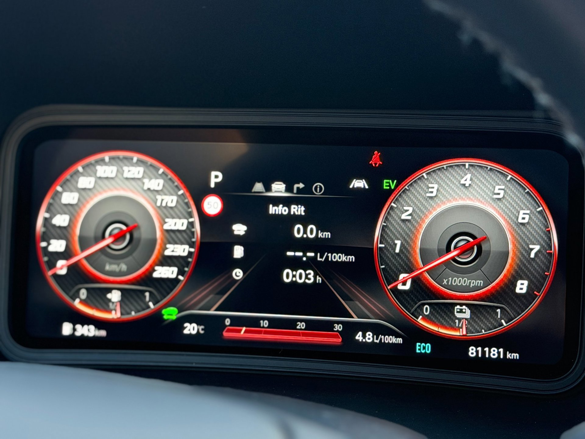 Hyundai Kona 1.6 GDI HEV Premium (2021), foto 15