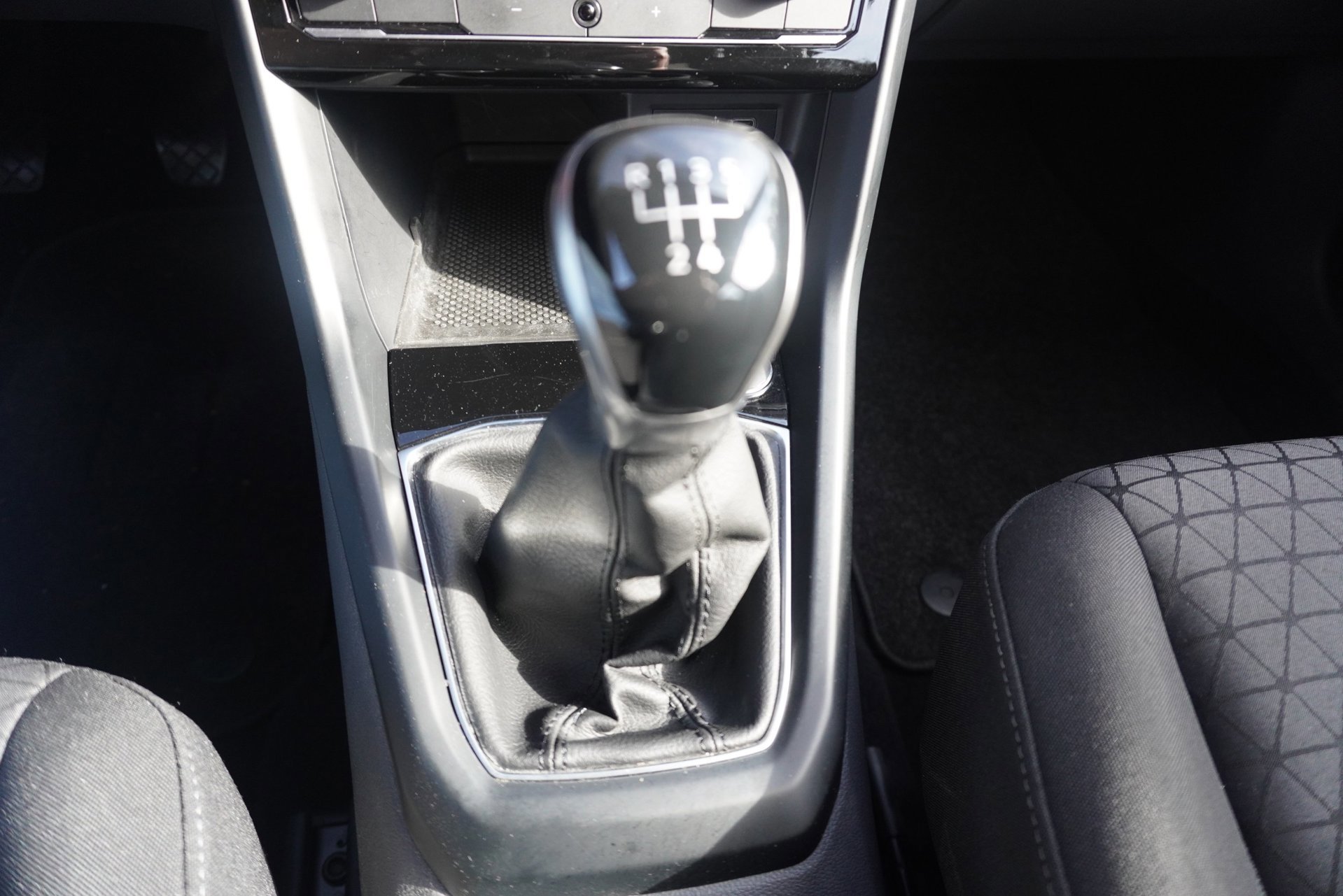 Volkswagen T-Cross 1.0 TSI Life (2020), foto 22