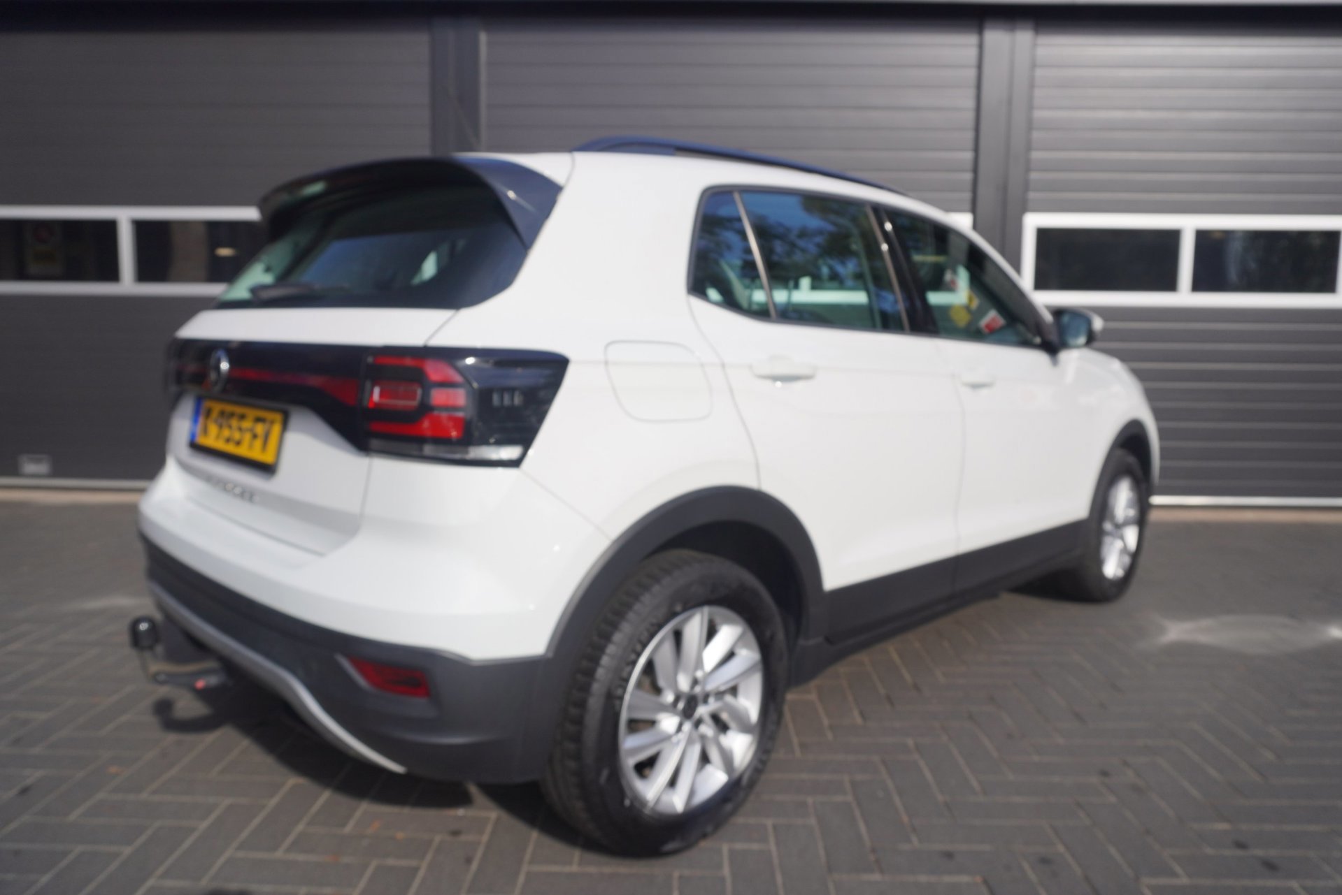 Volkswagen T-Cross 1.0 TSI Life (2020), foto 4