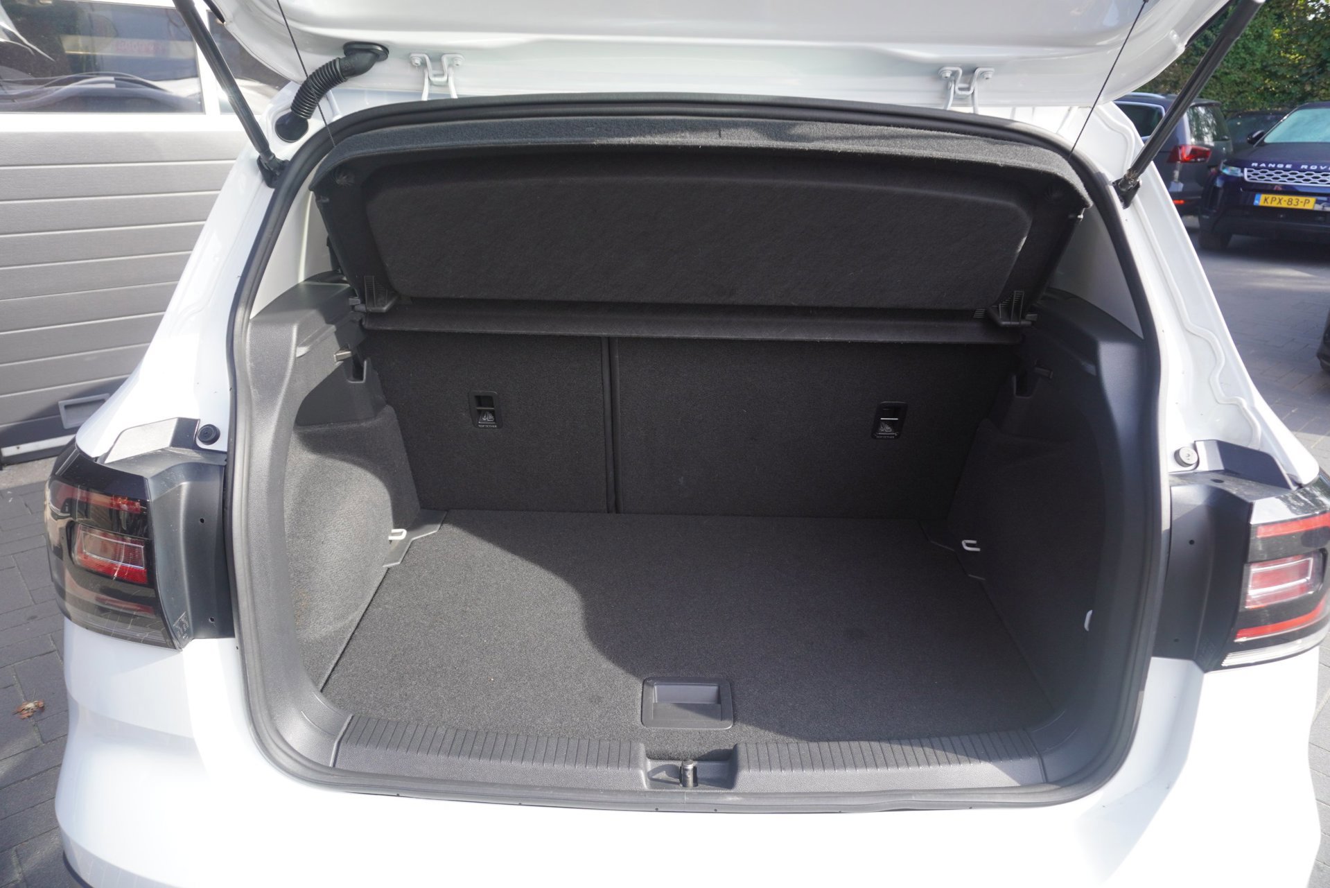 Volkswagen T-Cross 1.0 TSI Life (2020), foto 6