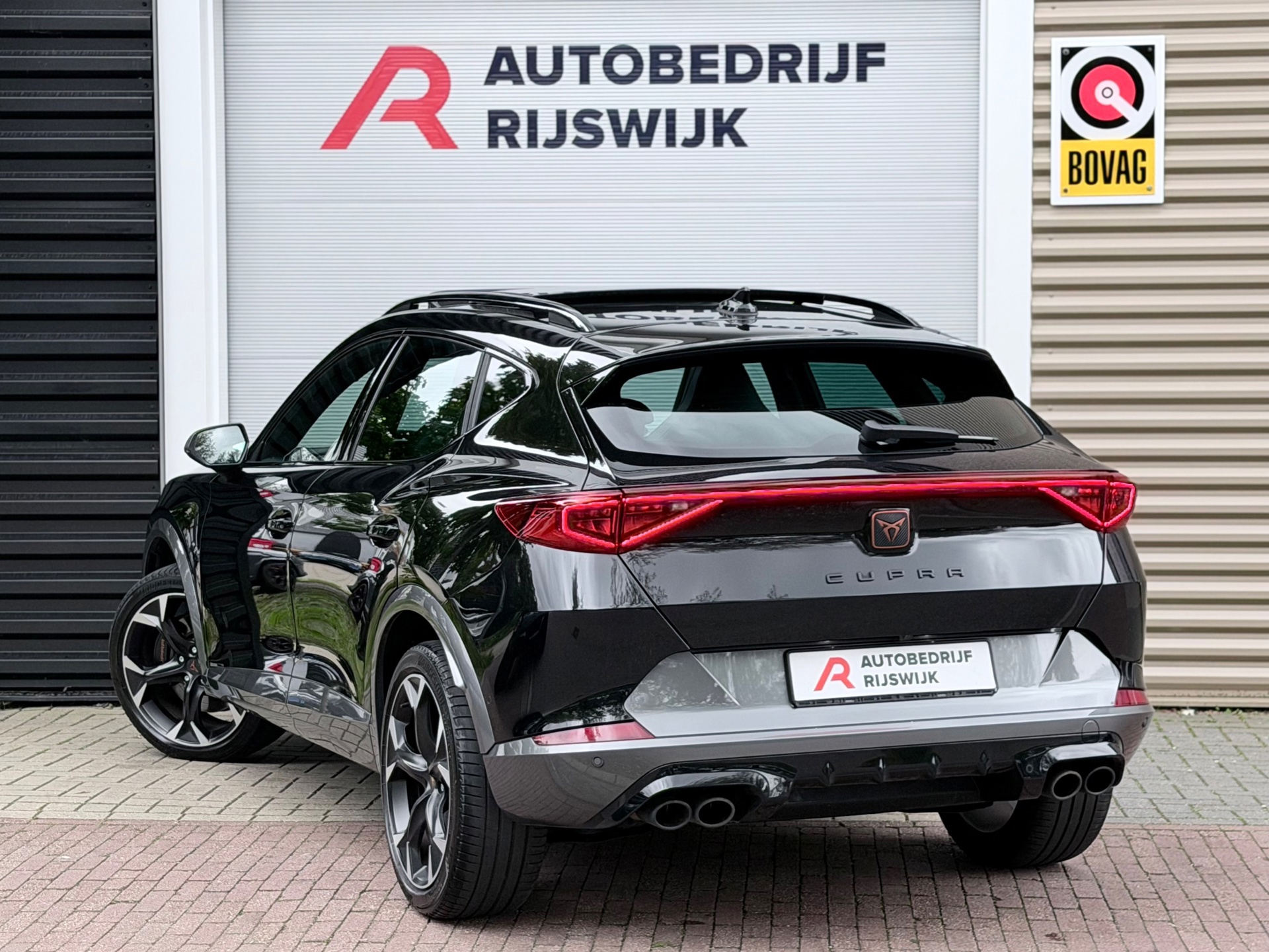 CUPRA Formentor 2.0 TSI 4DRIVE Beats (2022), foto 3
