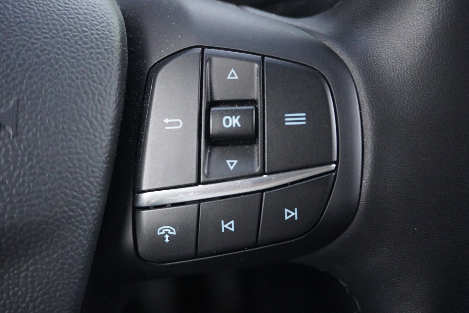 Ford Tourneo Courier 1.0 Trend (2024), foto 15
