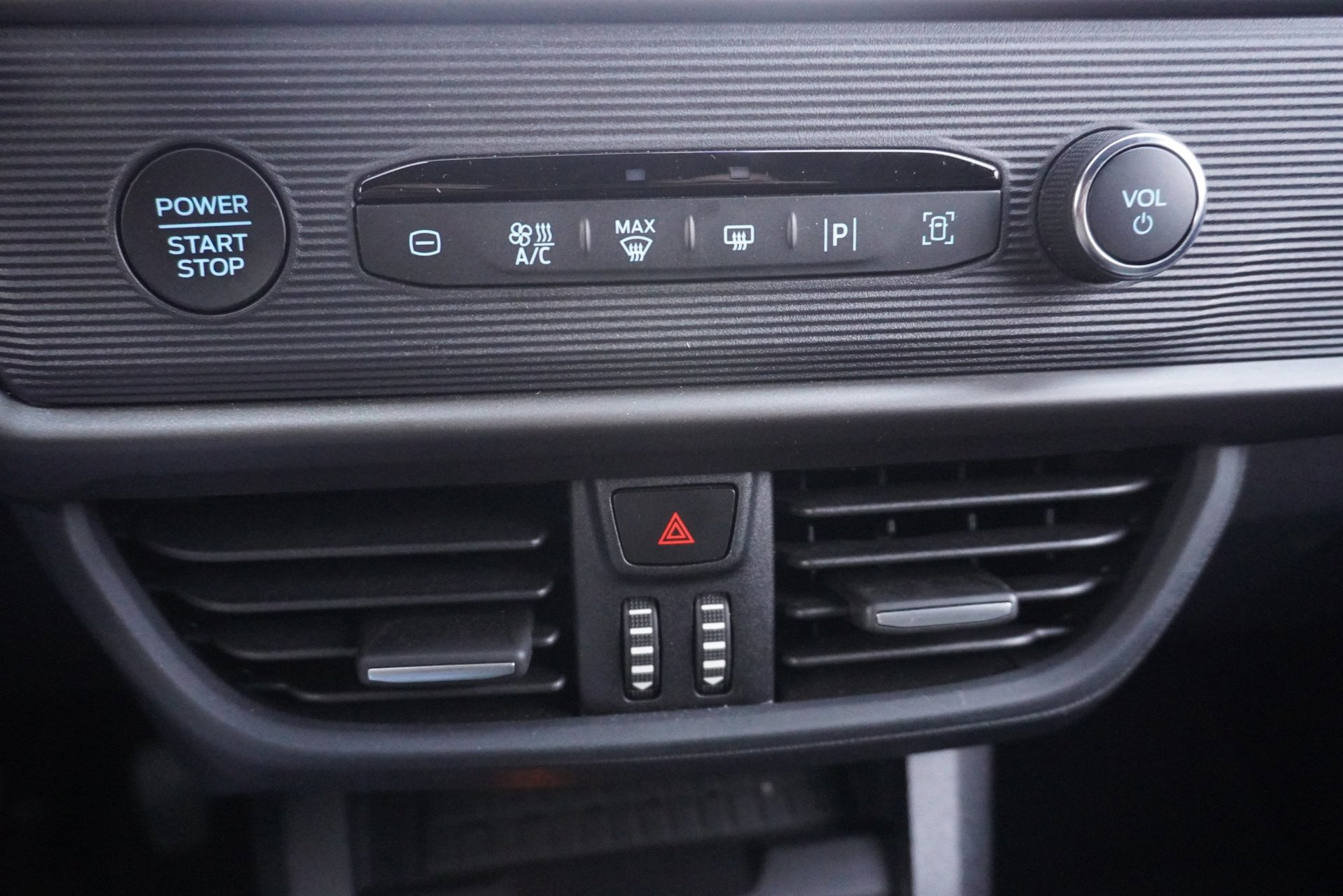 Ford Tourneo Courier 1.0 Trend (2024), foto 20