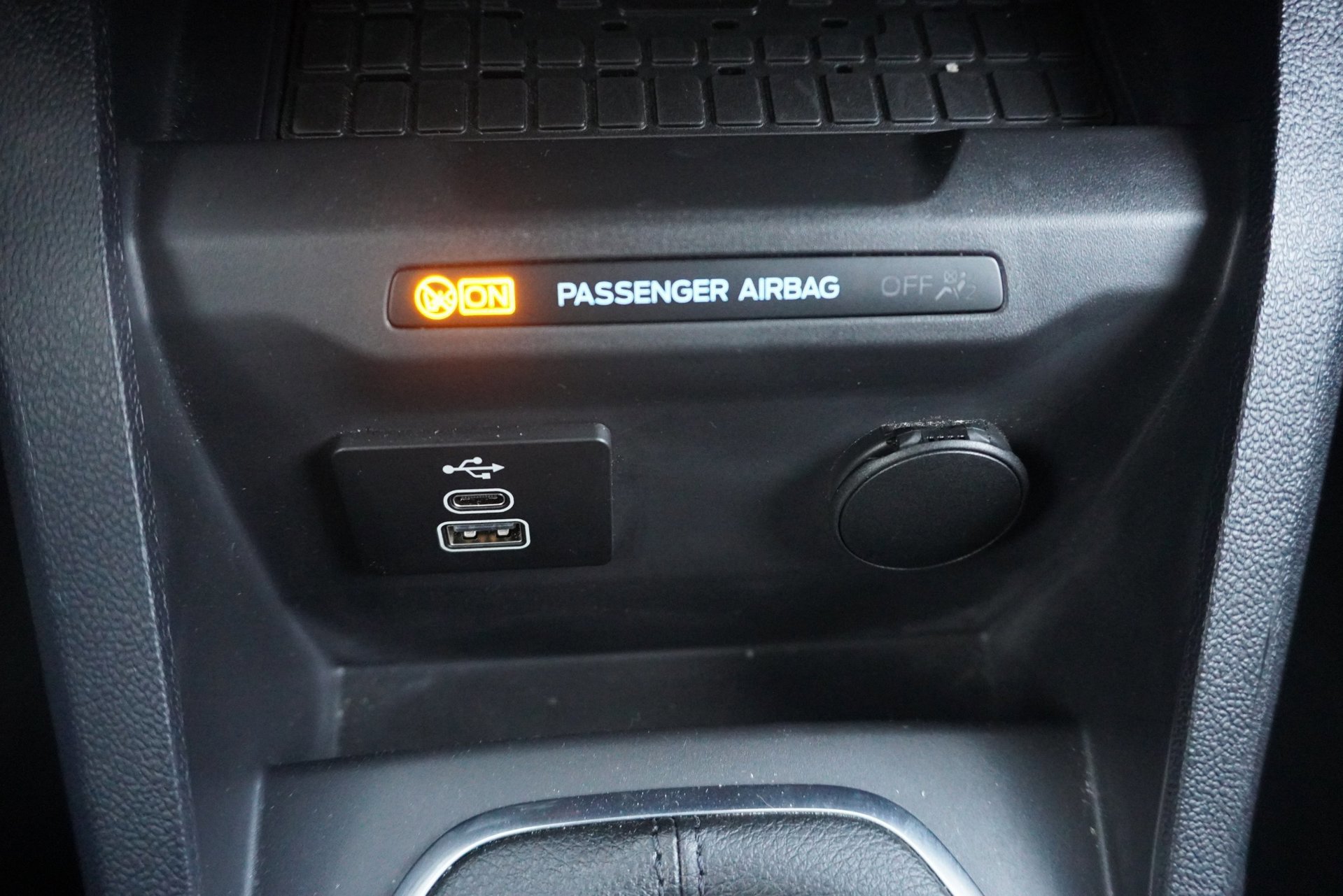 Ford Tourneo Courier 1.0 Trend (2024), foto 21
