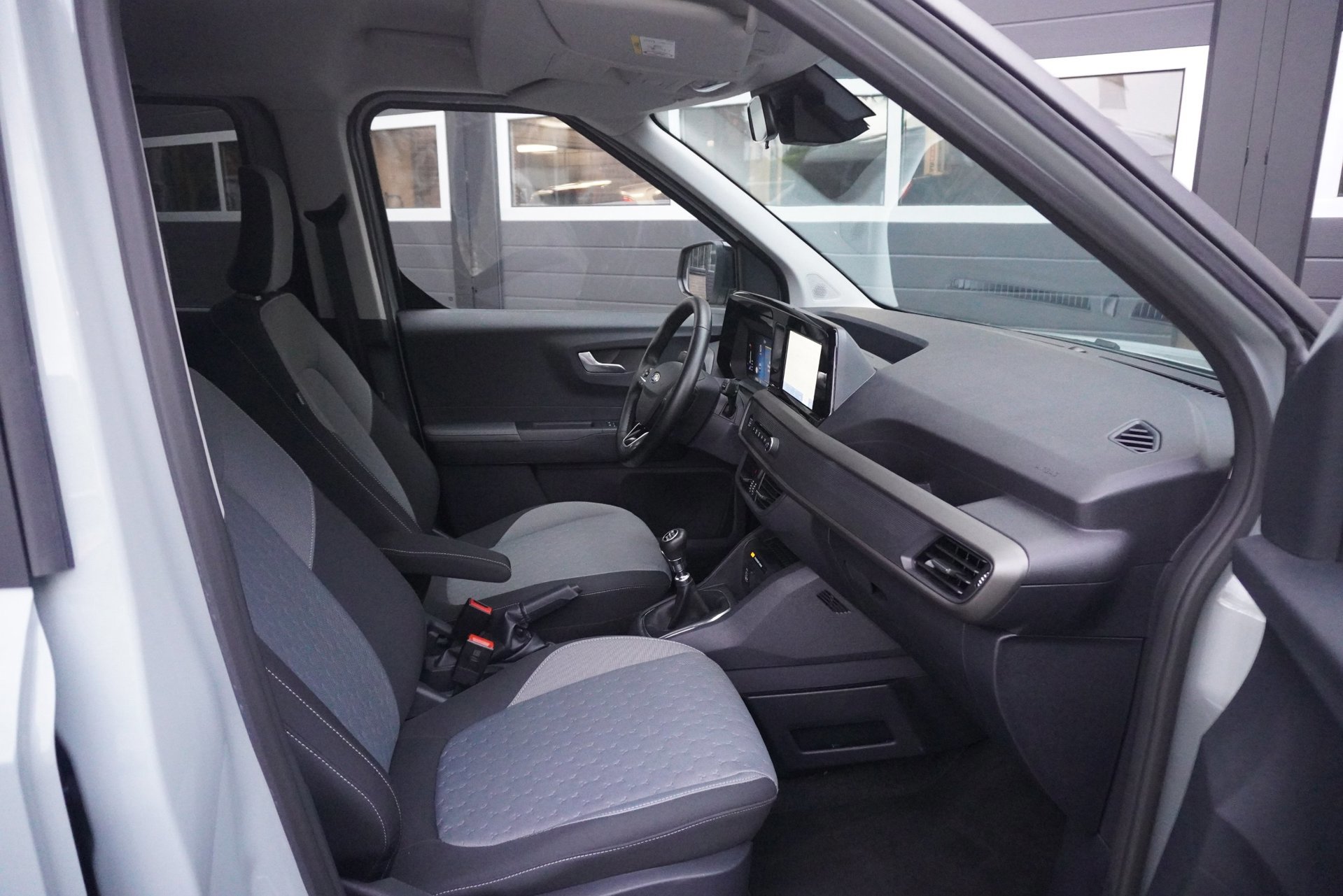 Ford Tourneo Courier 1.0 Trend (2024), foto 7