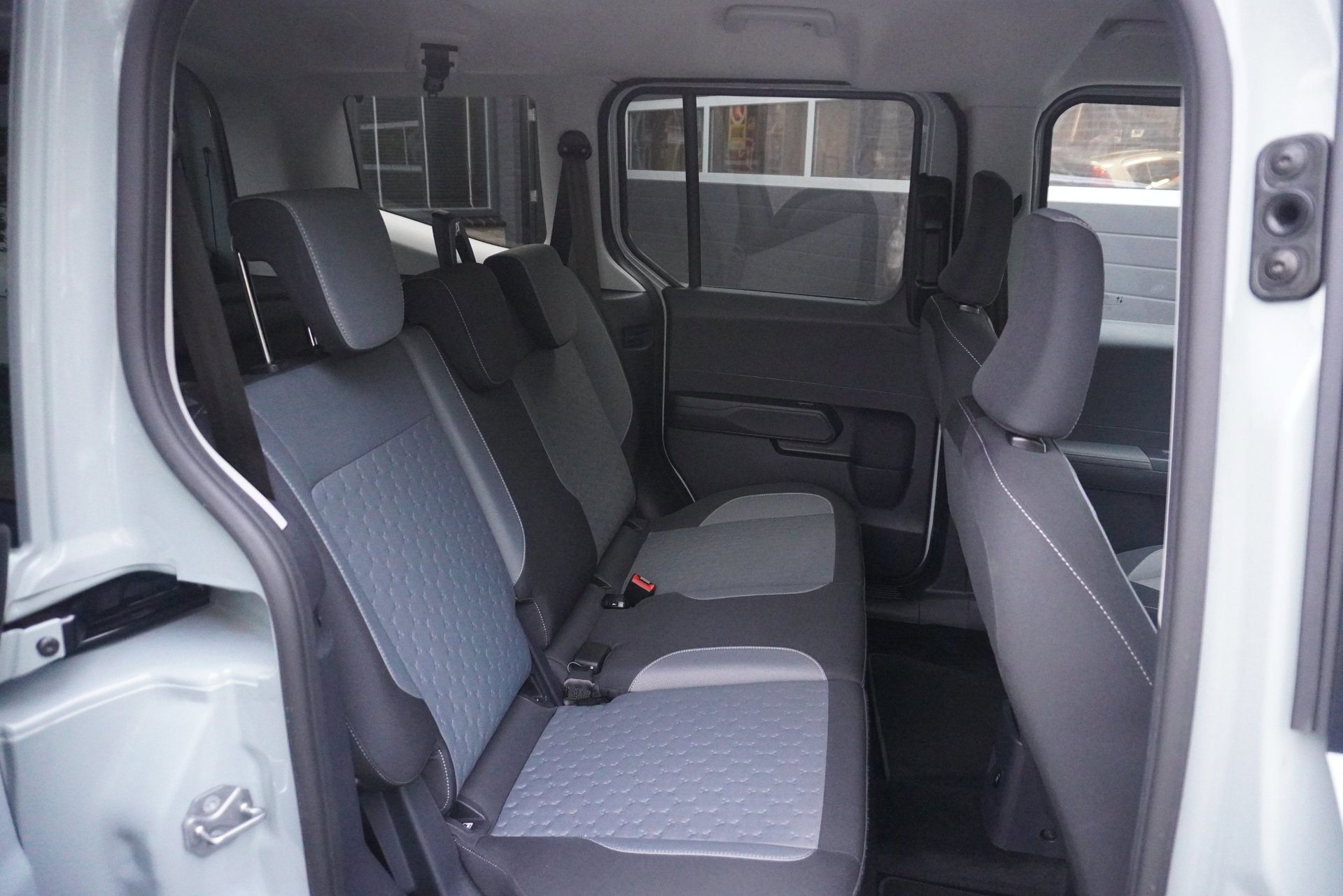 Ford Tourneo Courier 1.0 Trend (2024), foto 8