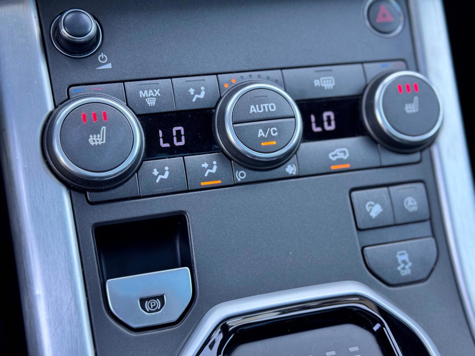 Land Rover Range Evoque 2.0 Si4 Autobiography (2018), foto 15