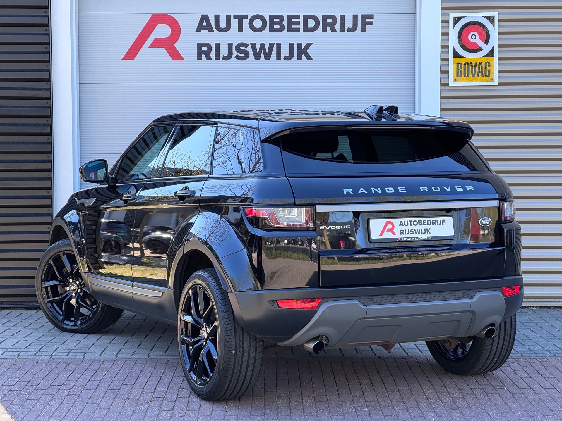 Land Rover Range Evoque 2.0 Si4 Autobiography (2018), foto 3