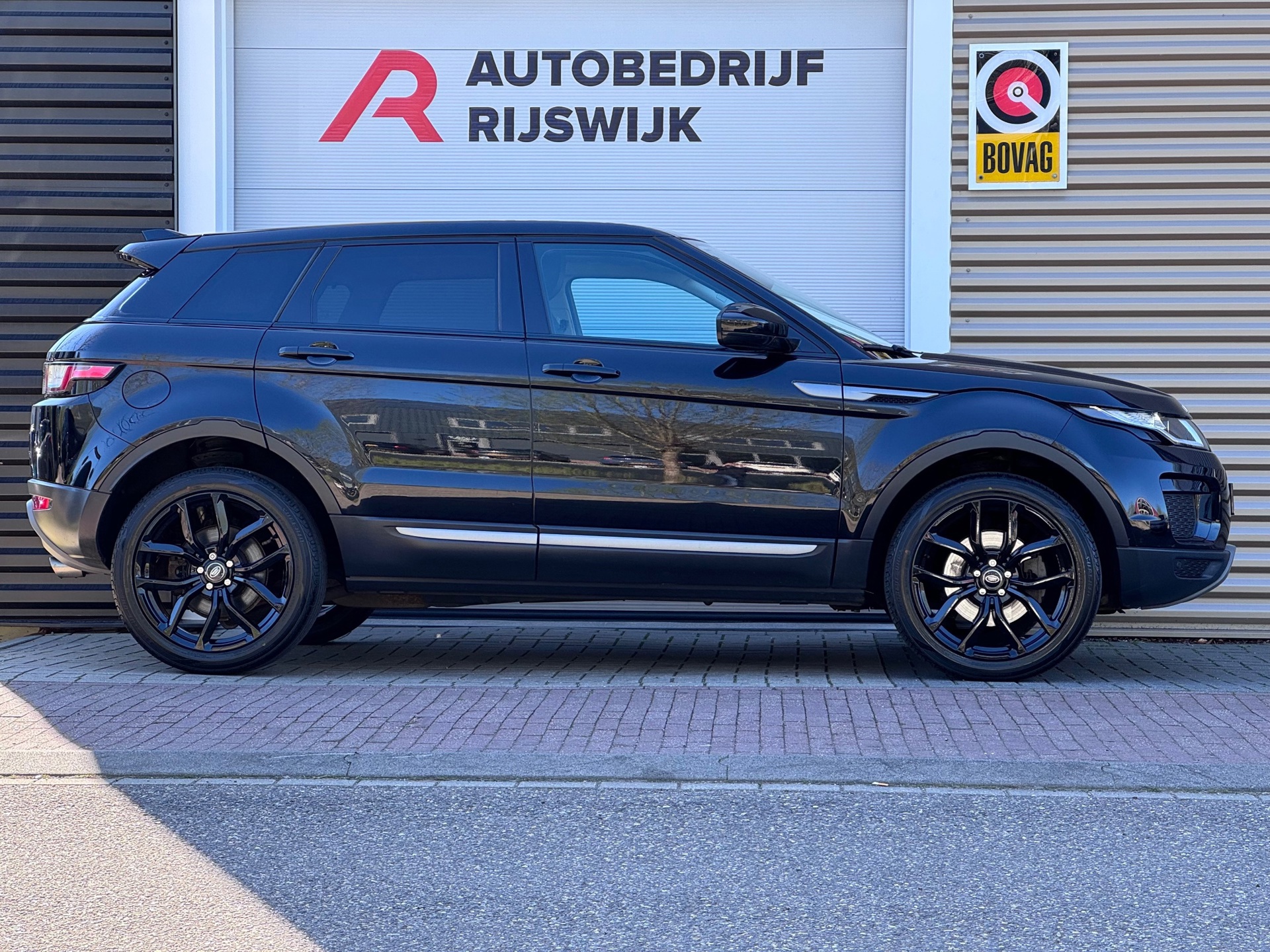 Land Rover Range Evoque 2.0 Si4 Autobiography (2018), foto 5