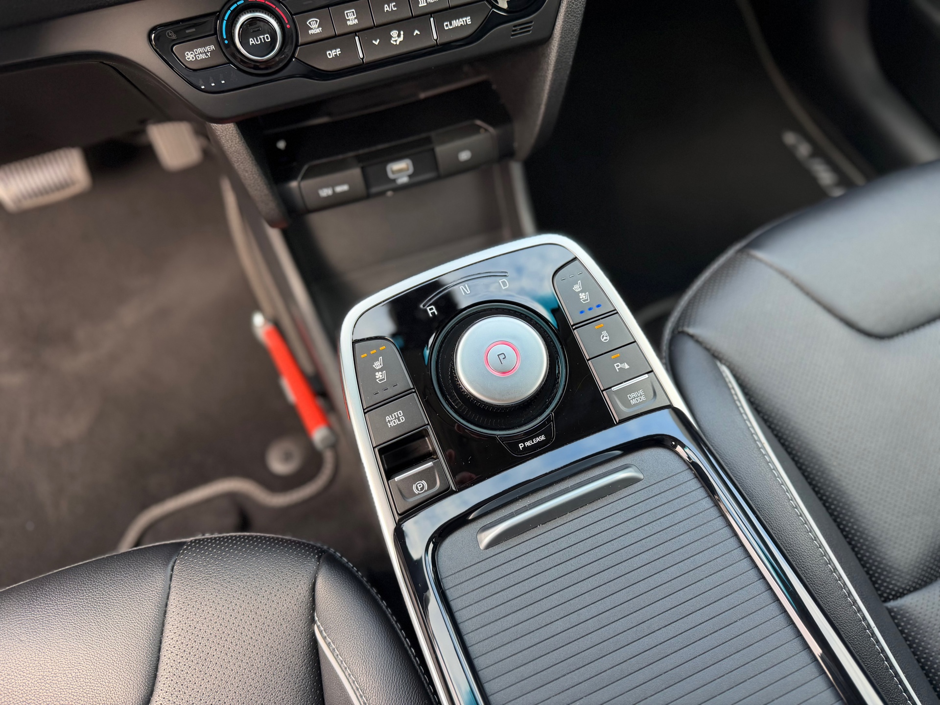 Kia E-Niro ExecutiveLine 64 kWh (2022), foto 23