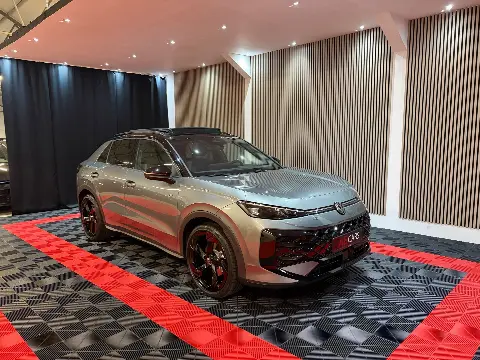 Volkswagen T-Roc 1.5 eTsi Limited Edition DSG R-Line Blackstyle (2026)