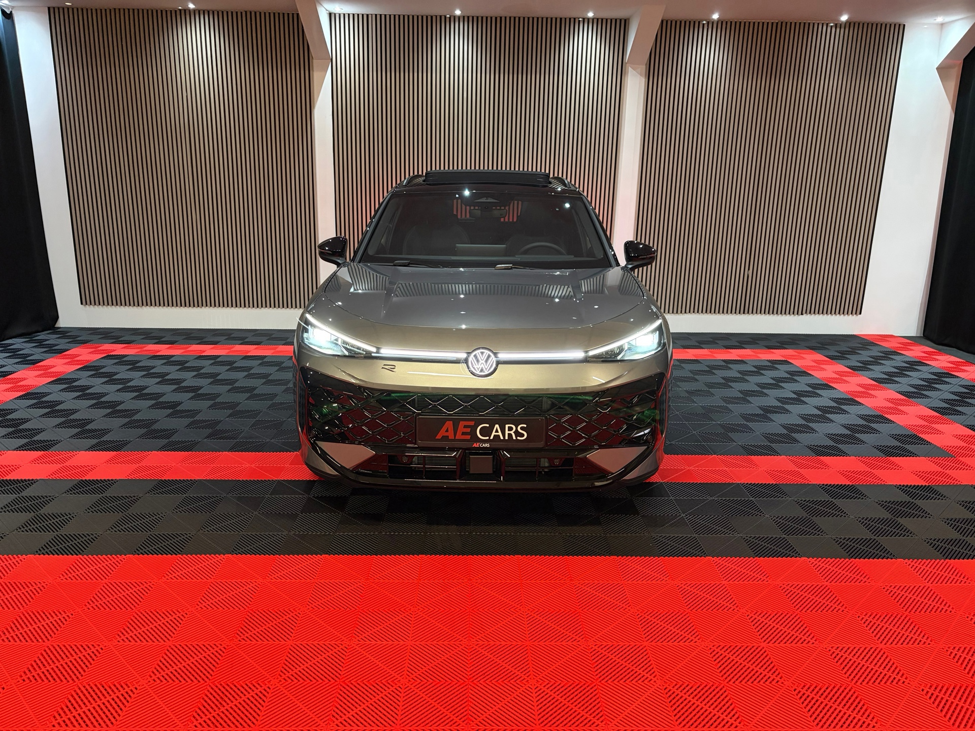 Volkswagen T-Roc 1.5 eTsi Limited Edition DSG R-Line Blackstyle (2026), foto 13
