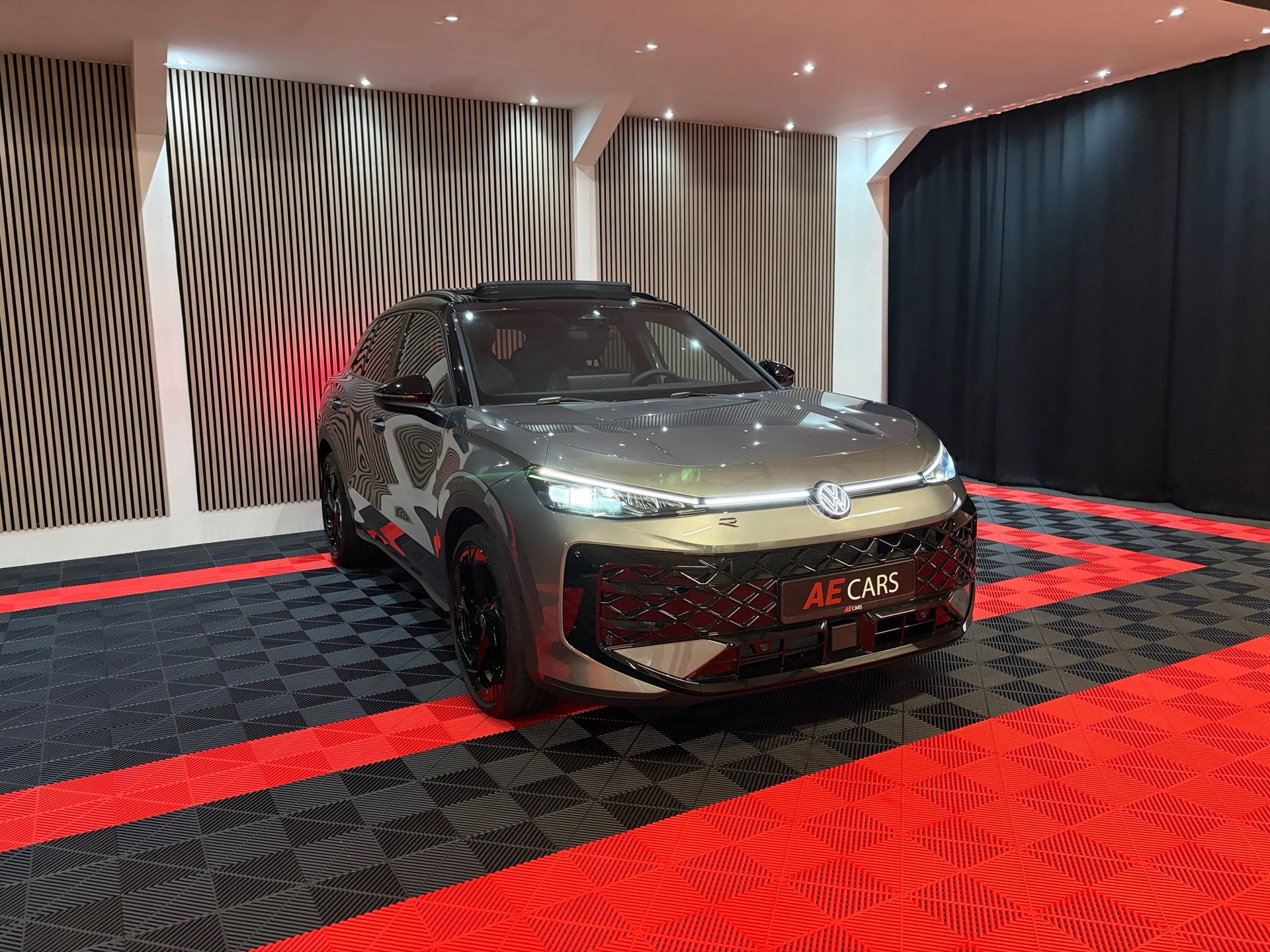 Volkswagen T-Roc 1.5 eTsi Limited Edition DSG R-Line Blackstyle (2026), foto 15
