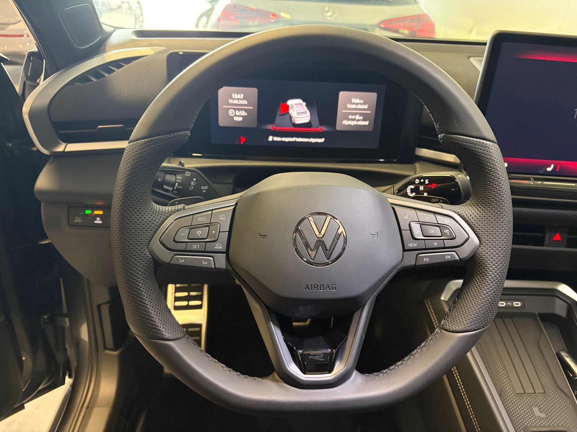 Volkswagen T-Roc 1.5 eTsi Limited Edition DSG R-Line Blackstyle (2026), foto 23