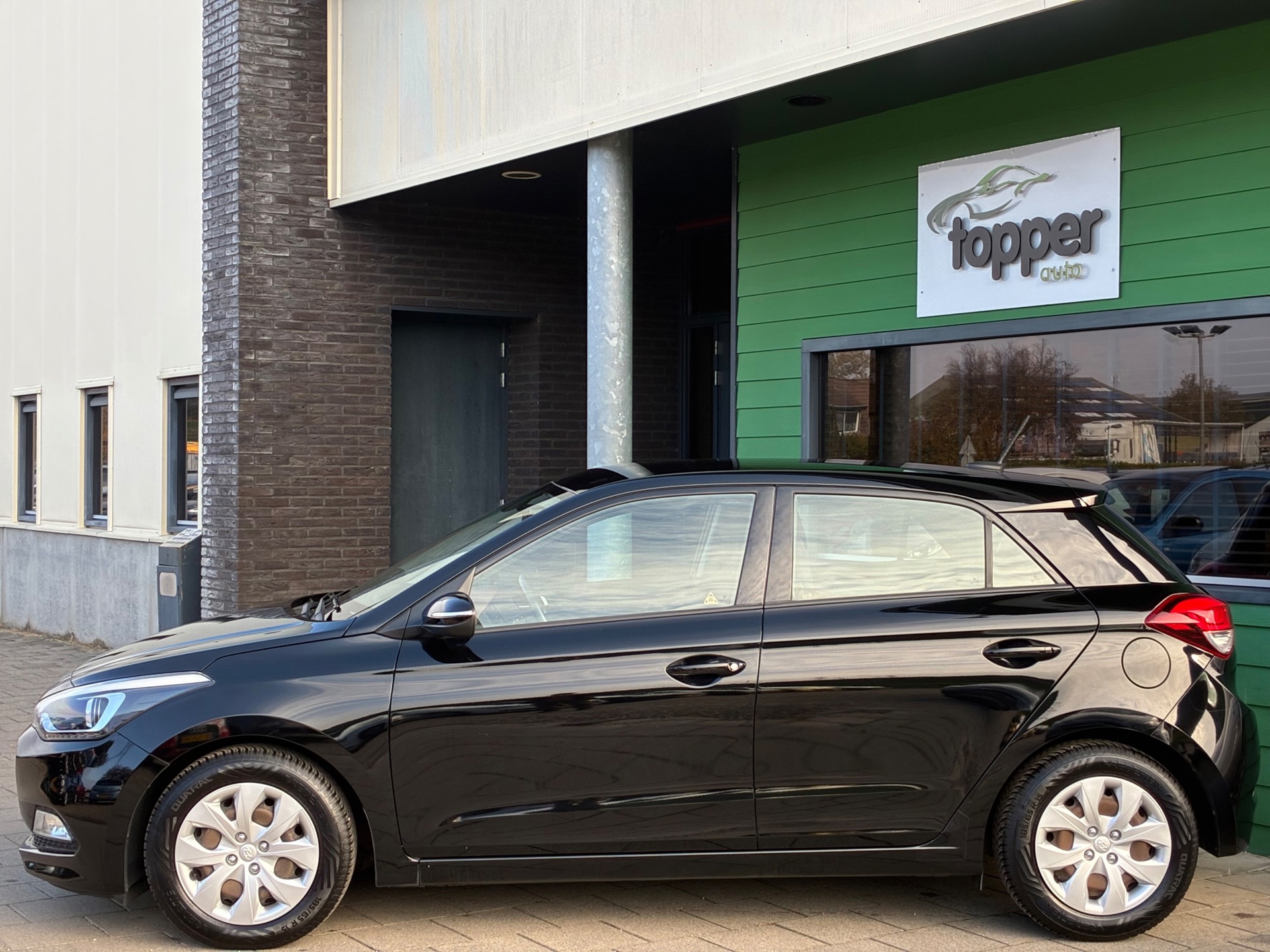 Hyundai i20 1.2 HP i-Motion Comfort (2016), foto 6