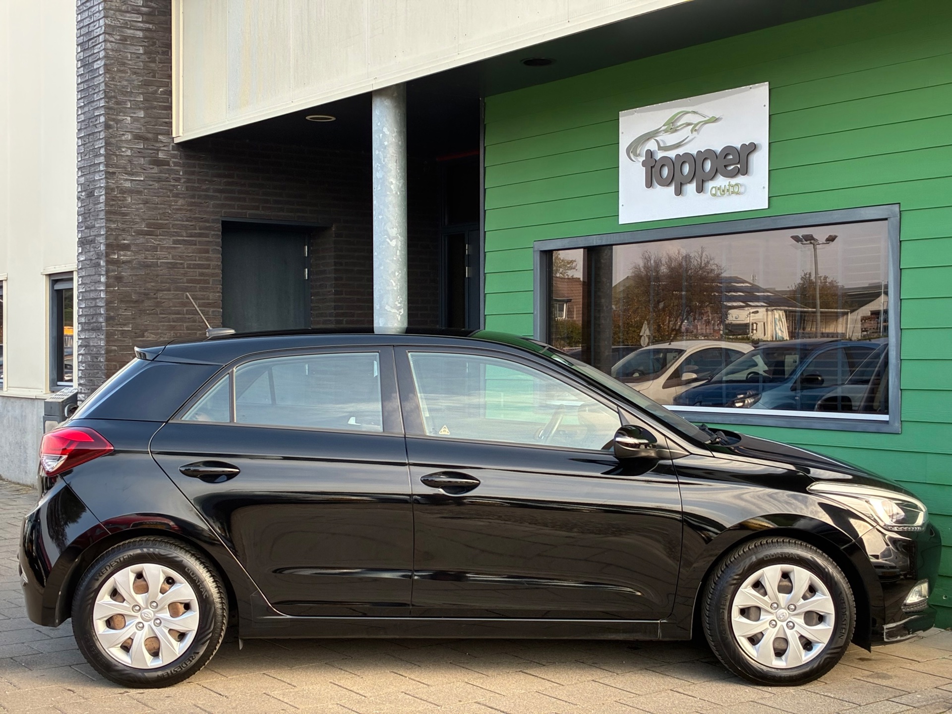 Hyundai i20 1.2 HP i-Motion Comfort (2016), foto 8