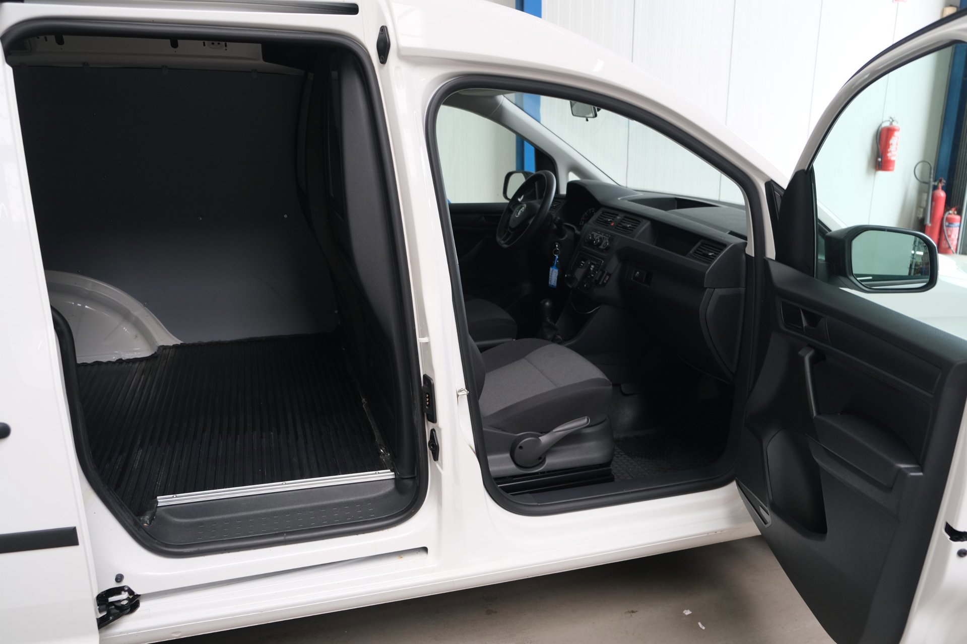 Volkswagen Caddy 1.0 TSI L1H1 BMT (2020), foto 5